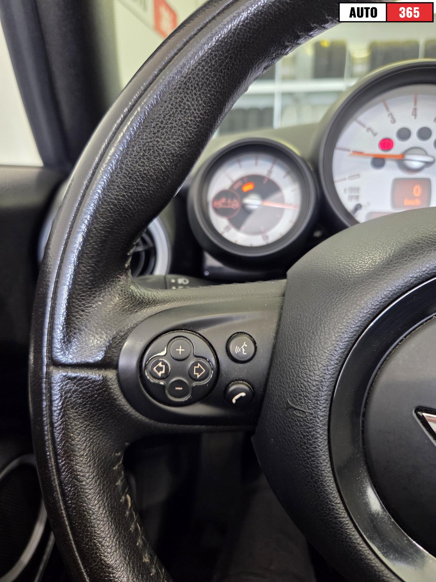 Mini Cooper - Image 15