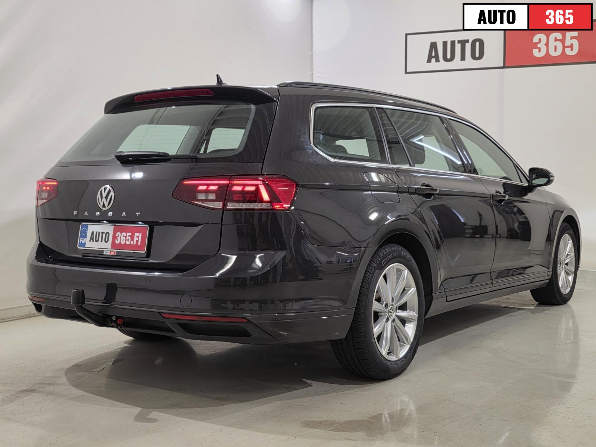 Volkswagen Passat - Image 4