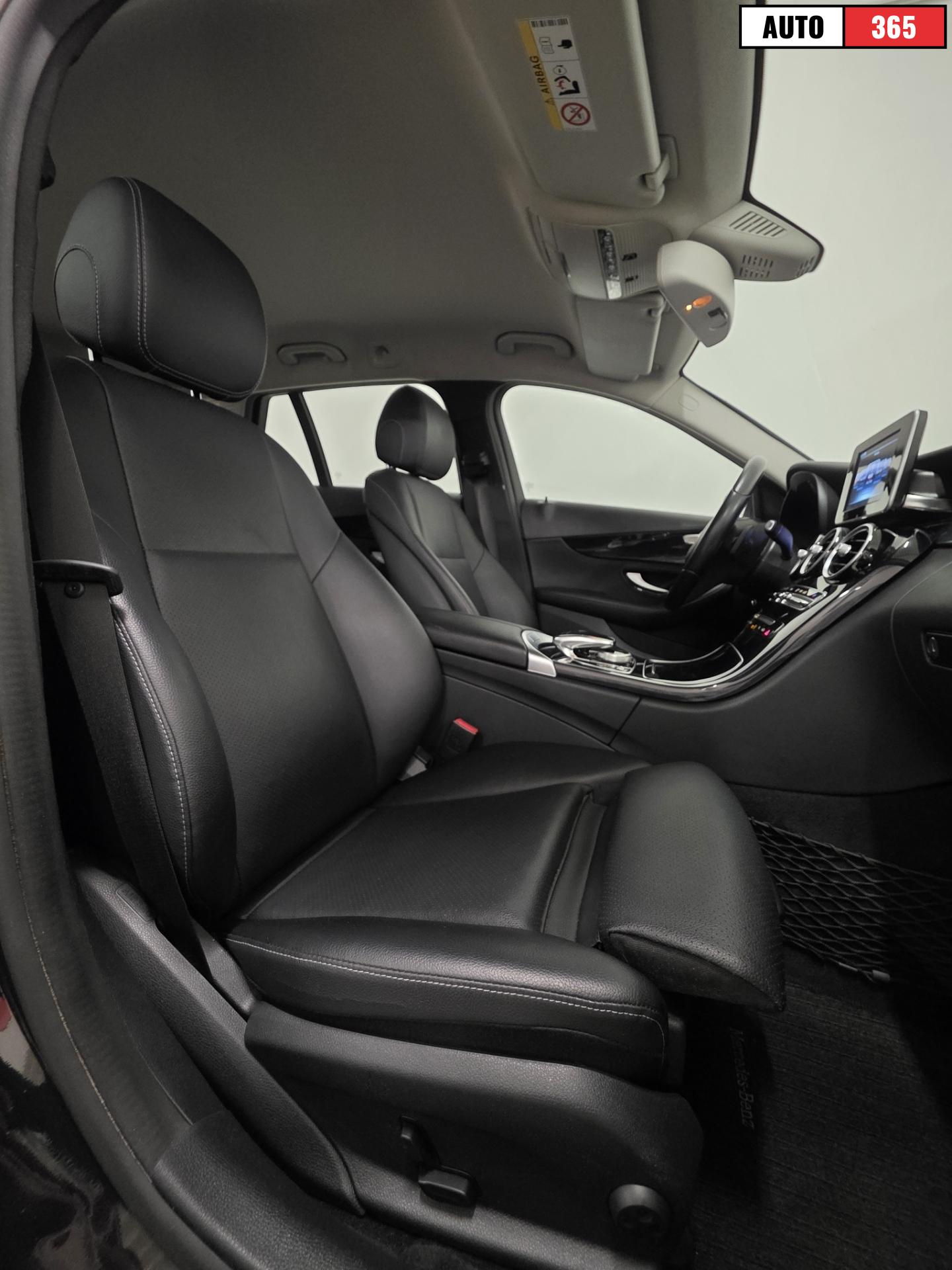 Mercedes-Benz C - Image 8