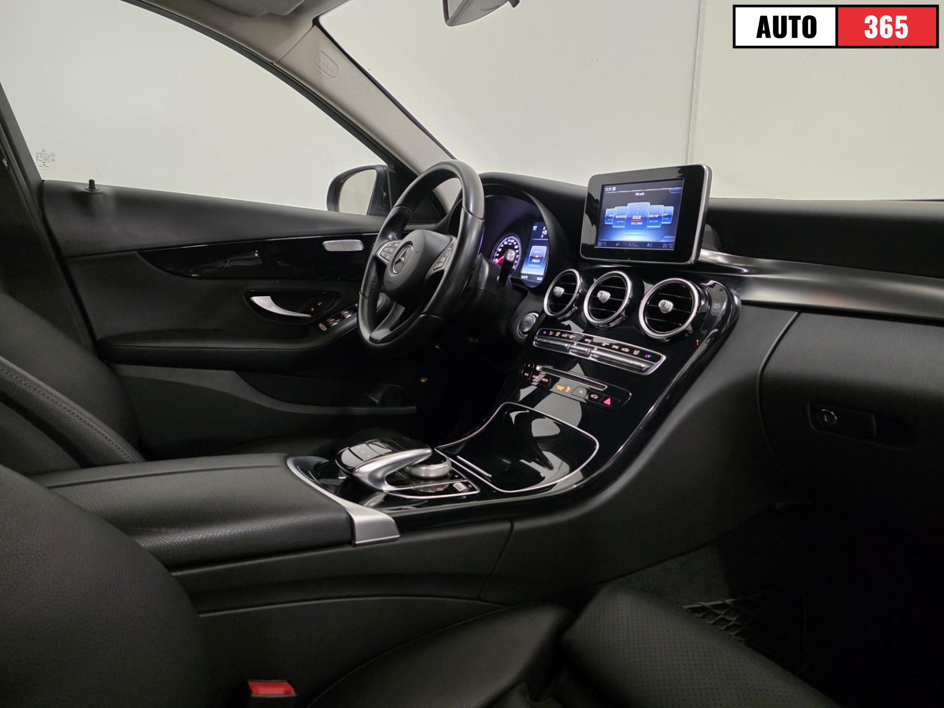 Mercedes-Benz C - Image 7