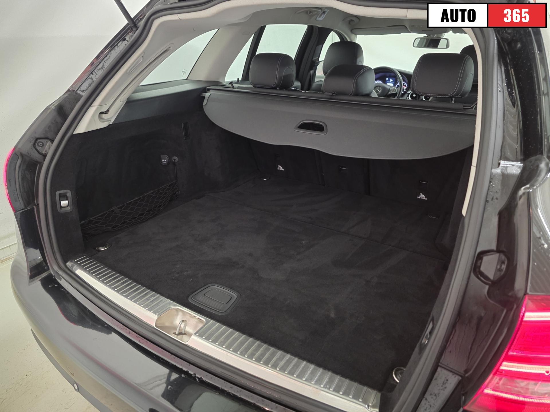 Mercedes-Benz C - Image 24