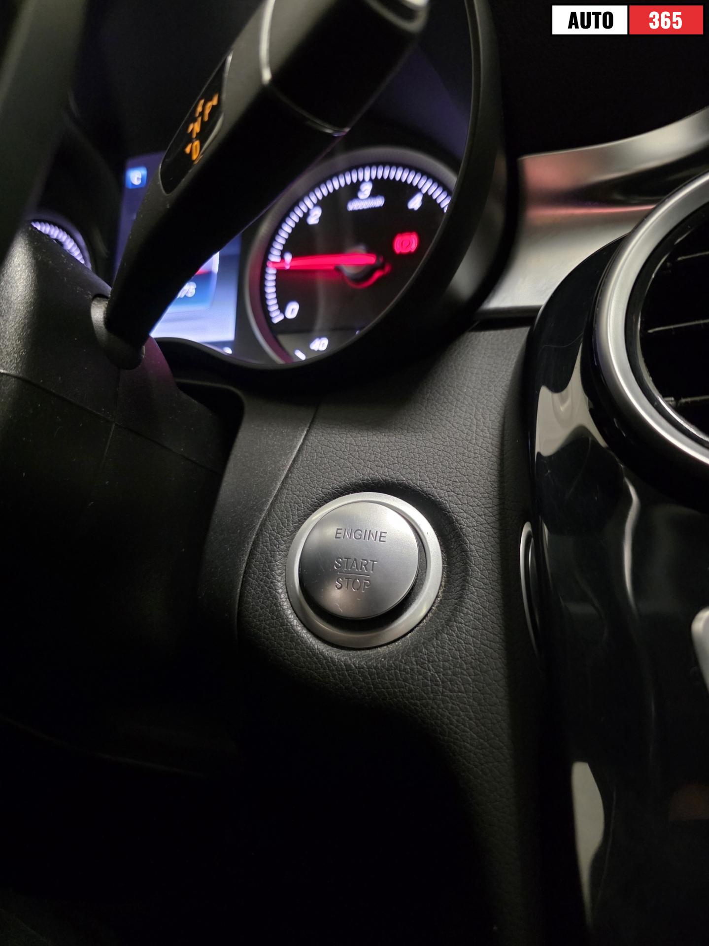 Mercedes-Benz C - Image 19