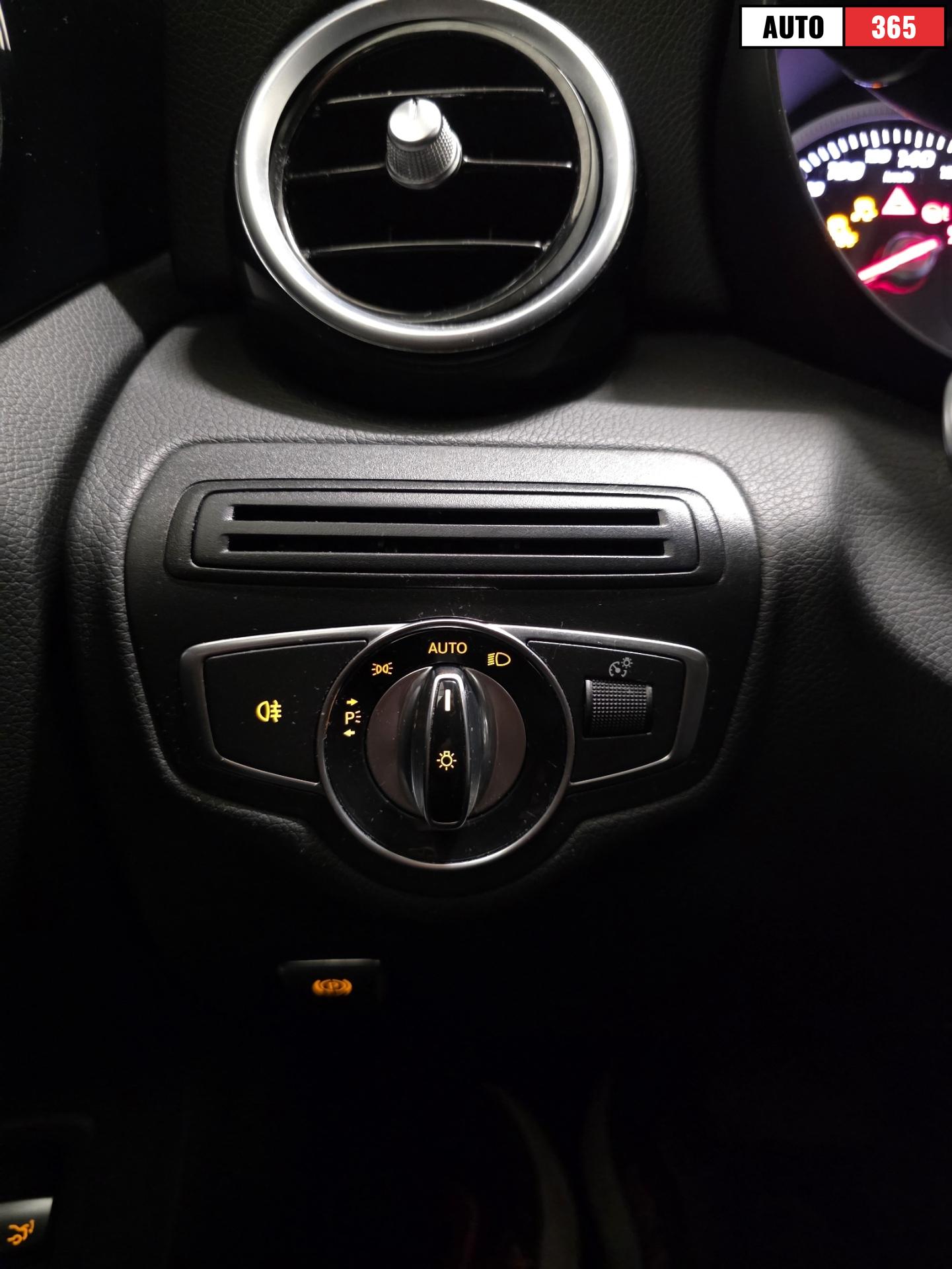 Mercedes-Benz C - Image 20