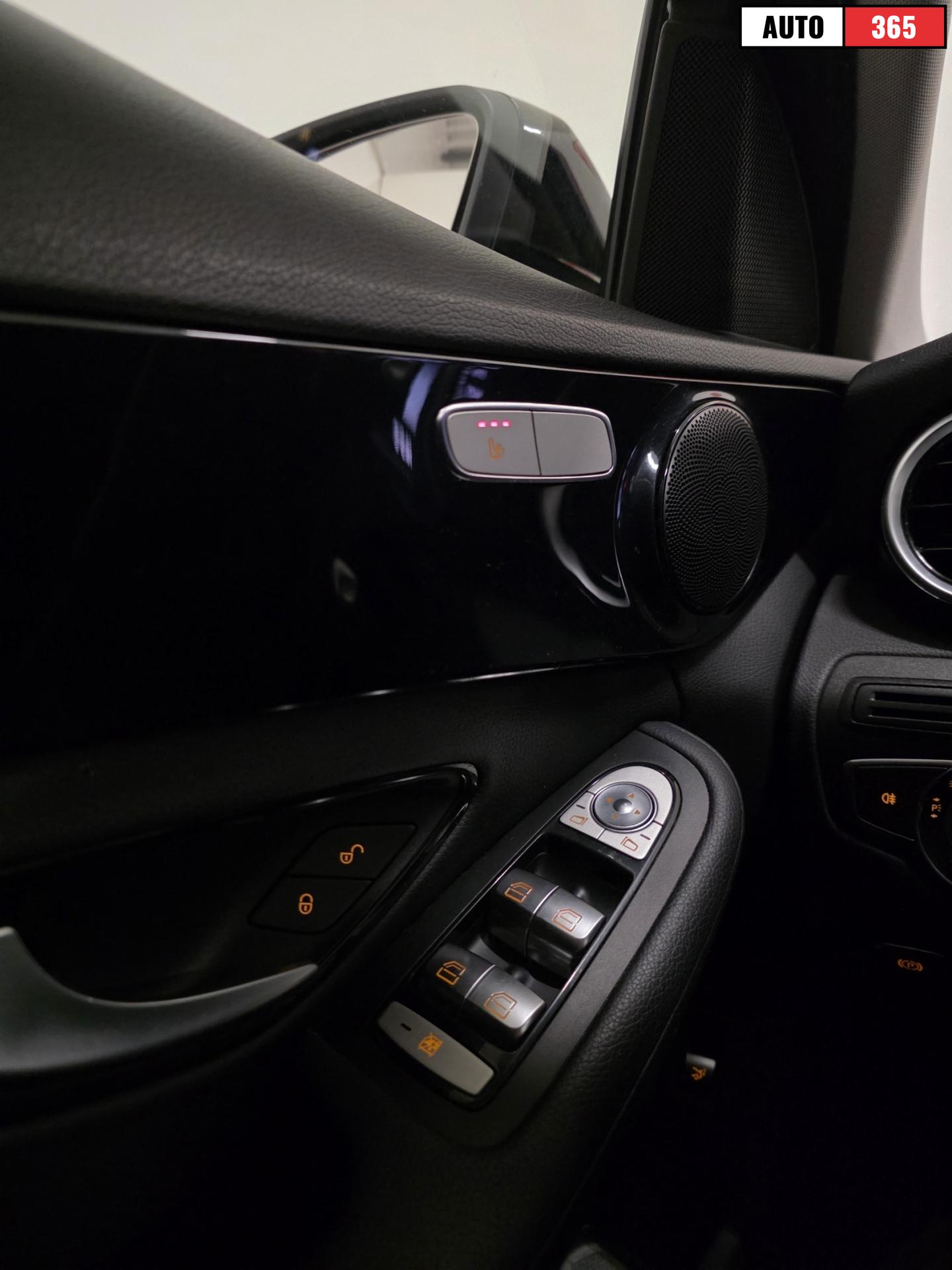 Mercedes-Benz C - Image 21