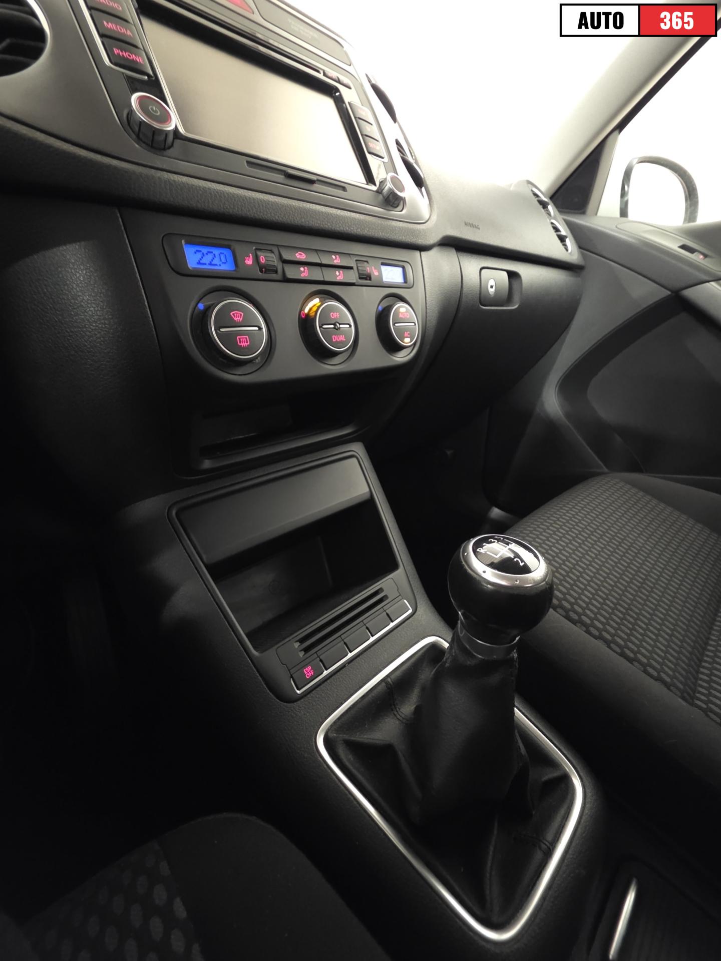 Volkswagen Tiguan - Image 16