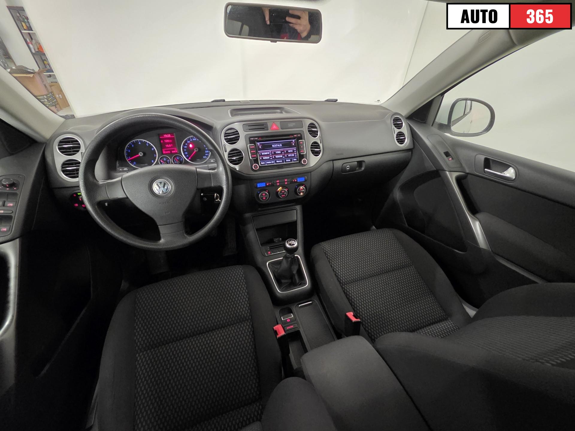 Volkswagen Tiguan - Image 7