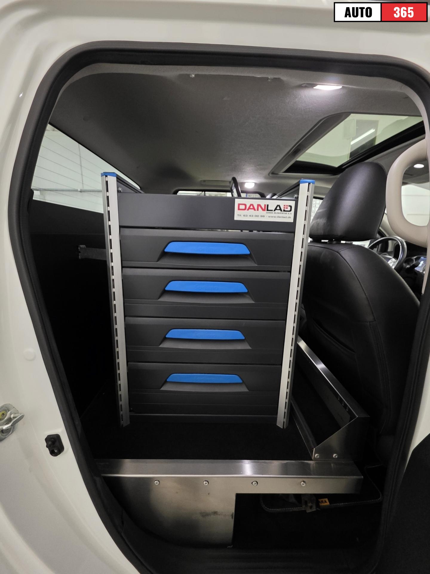 Nissan Navara - Image 12