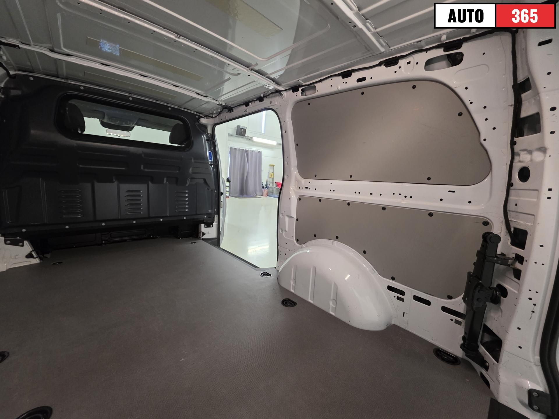 Mercedes-Benz Vito - Image 7