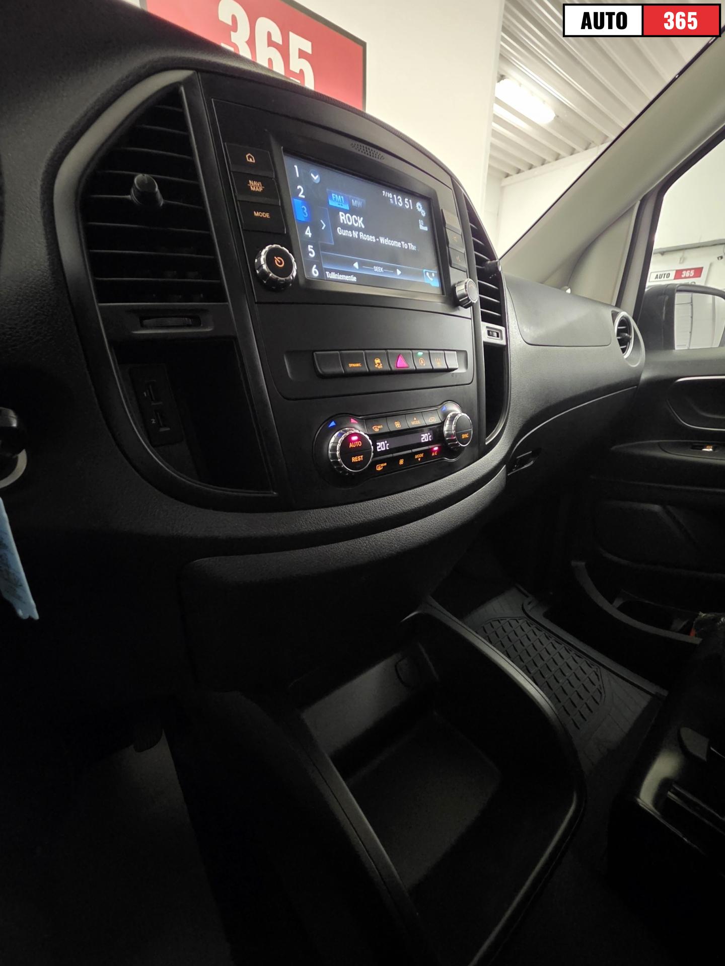 Mercedes-Benz Vito - Image 16