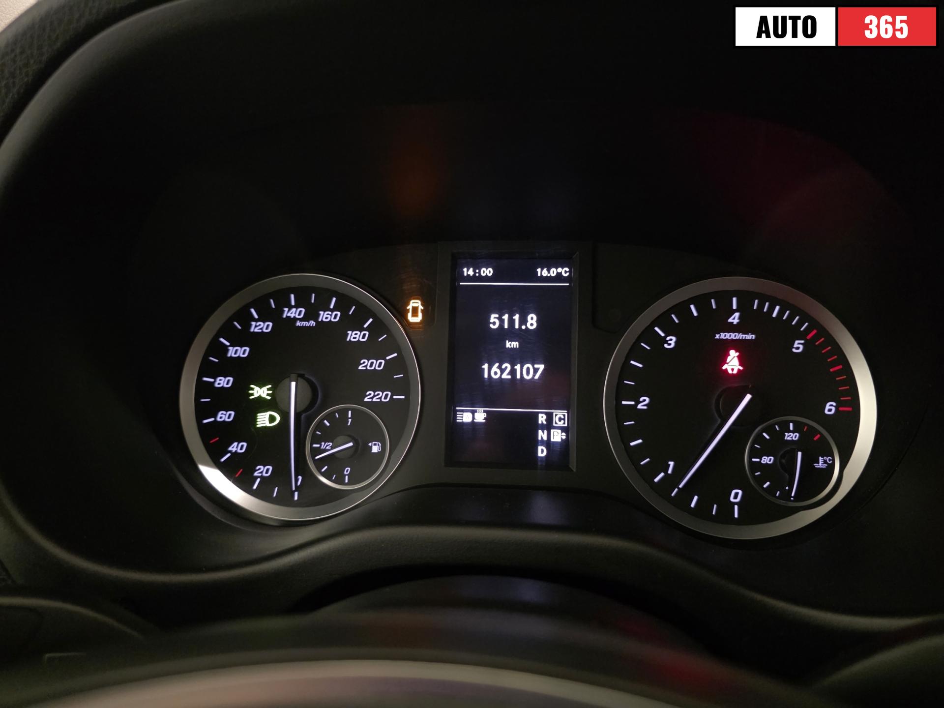 Mercedes-Benz Vito - Image 15