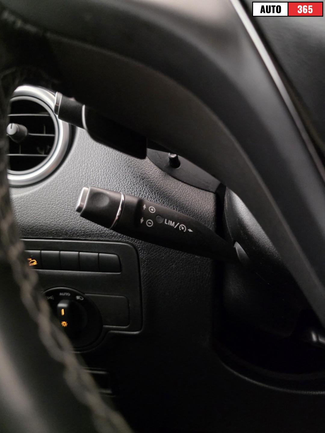 Mercedes-Benz Vito - Image 20