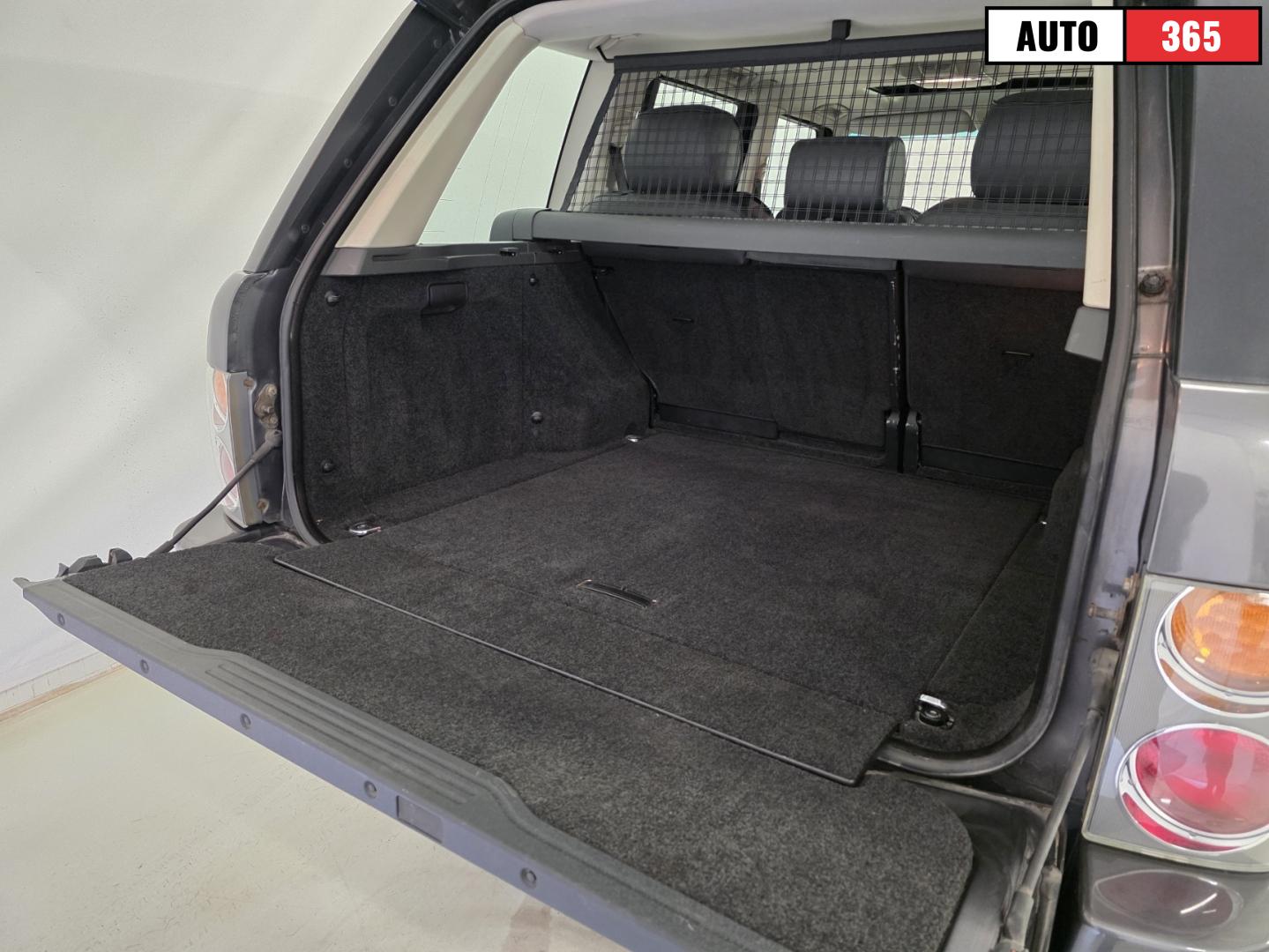 Land Rover Range Rover - Image 11