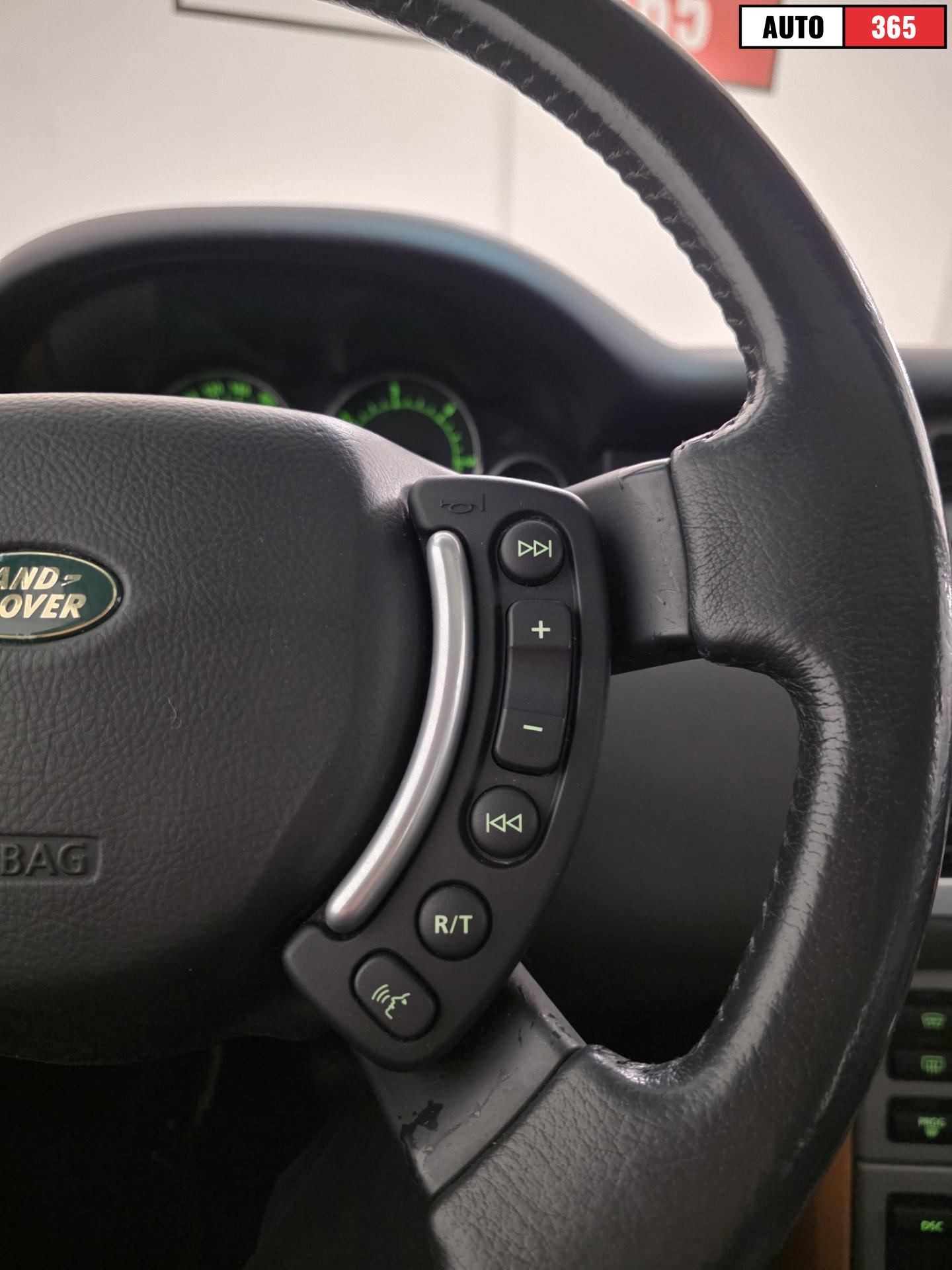 Land Rover Range Rover - Image 15