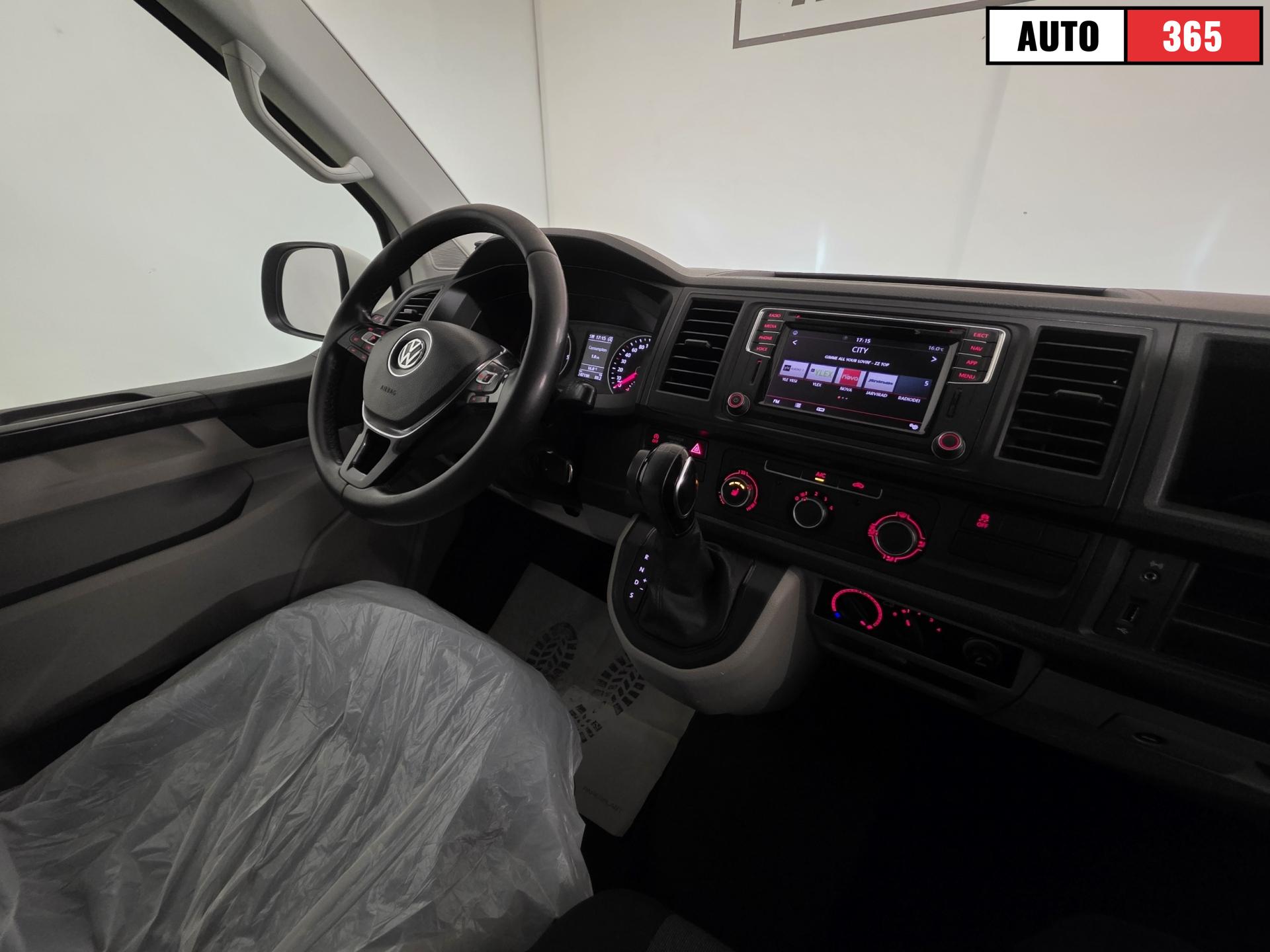 Volkswagen Transporter - Image 5