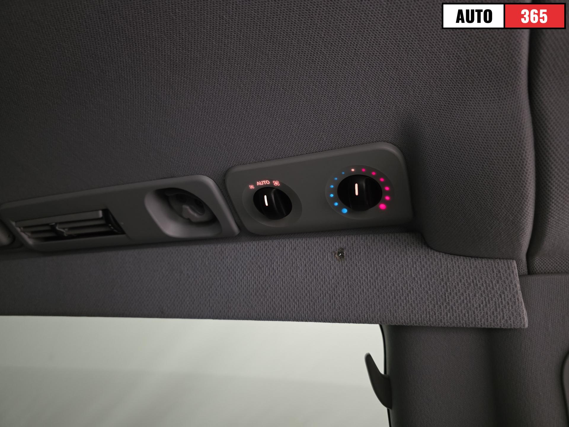 Mercedes-Benz Viano - Image 20