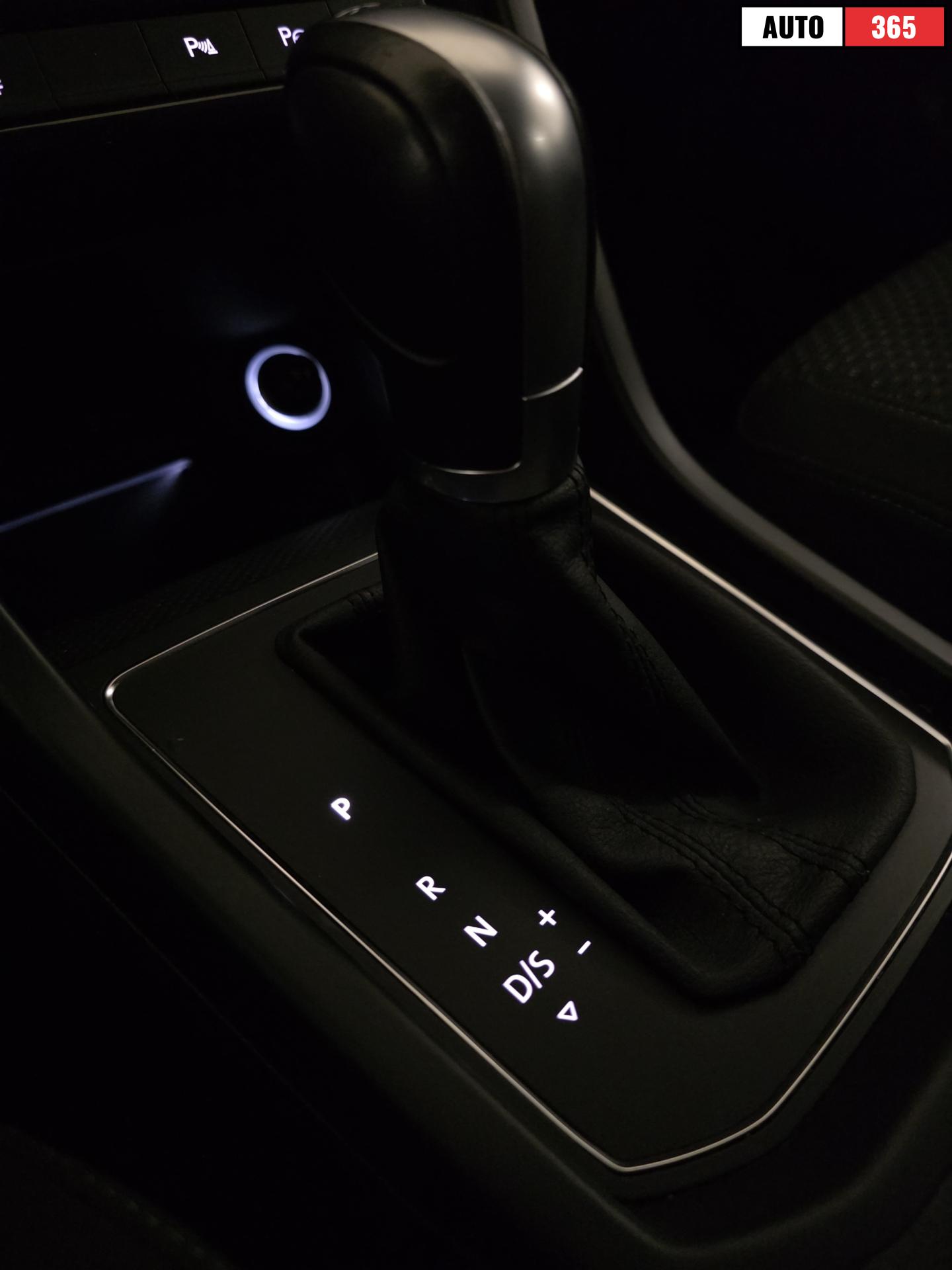 Volkswagen Touran - Image 23