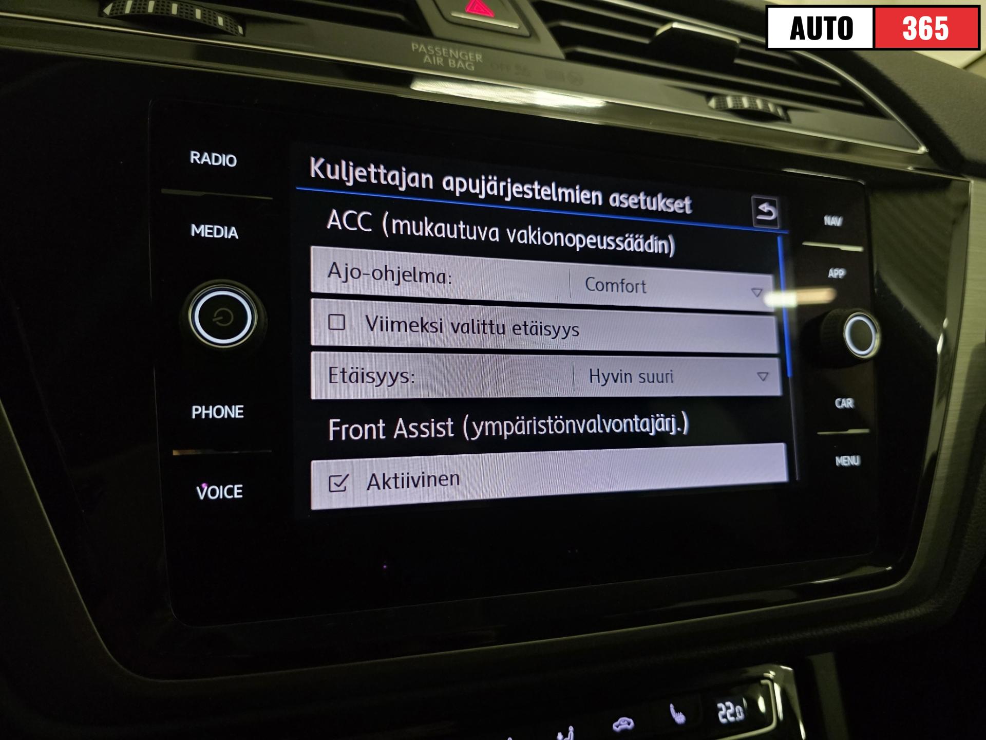 Volkswagen Touran - Image 29