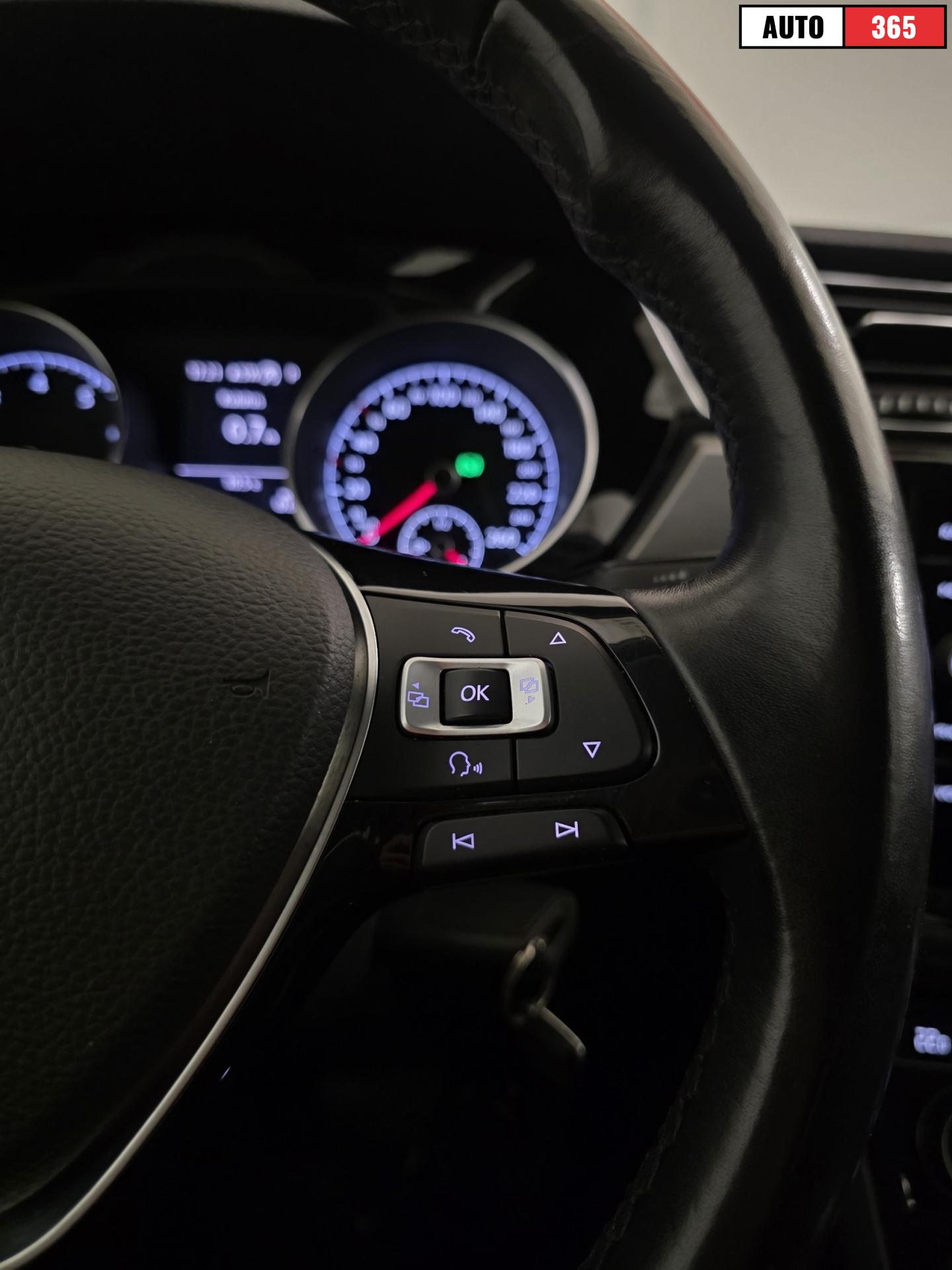 Volkswagen Touran - Image 16