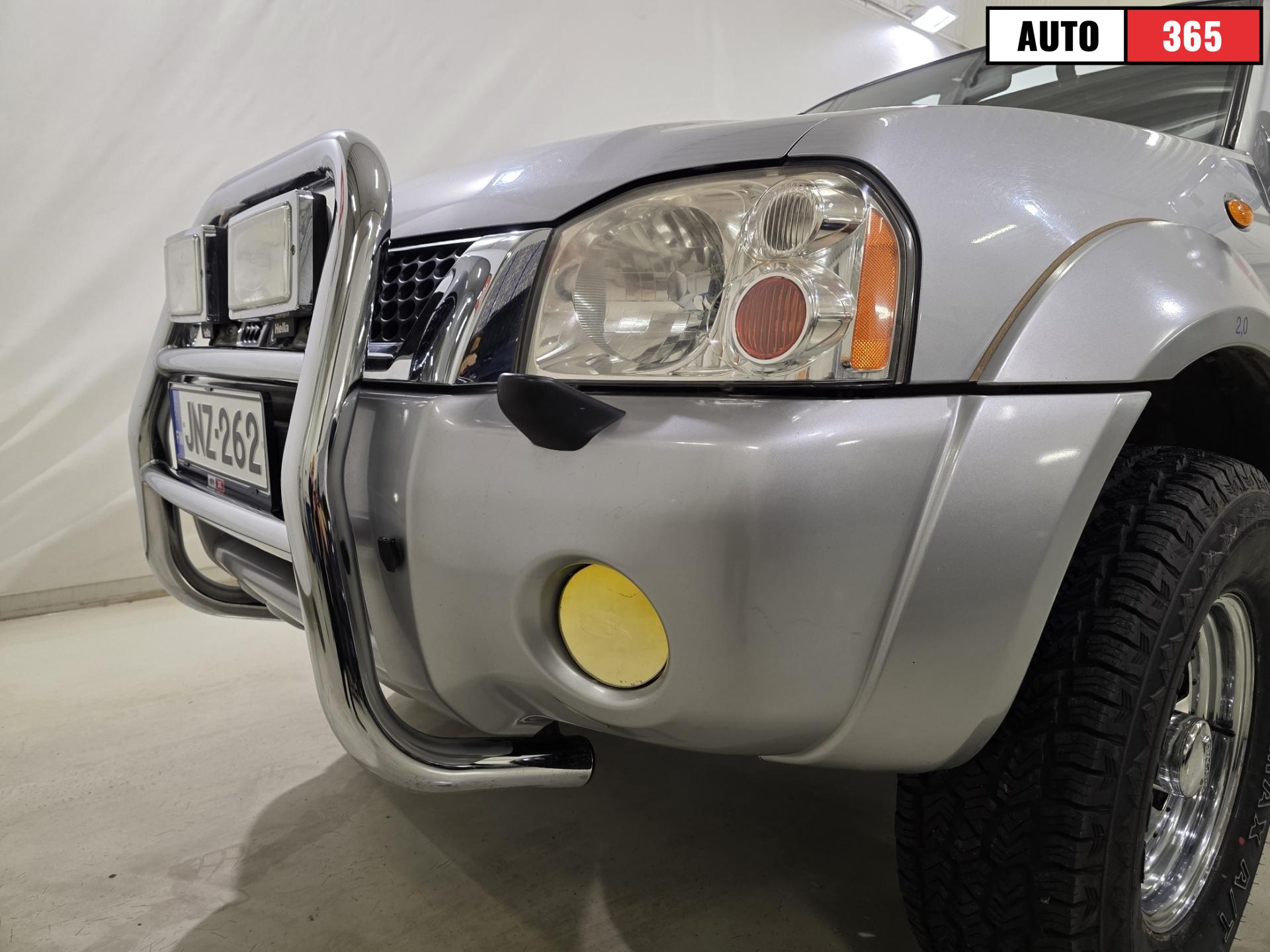 Nissan Navara - Image 2