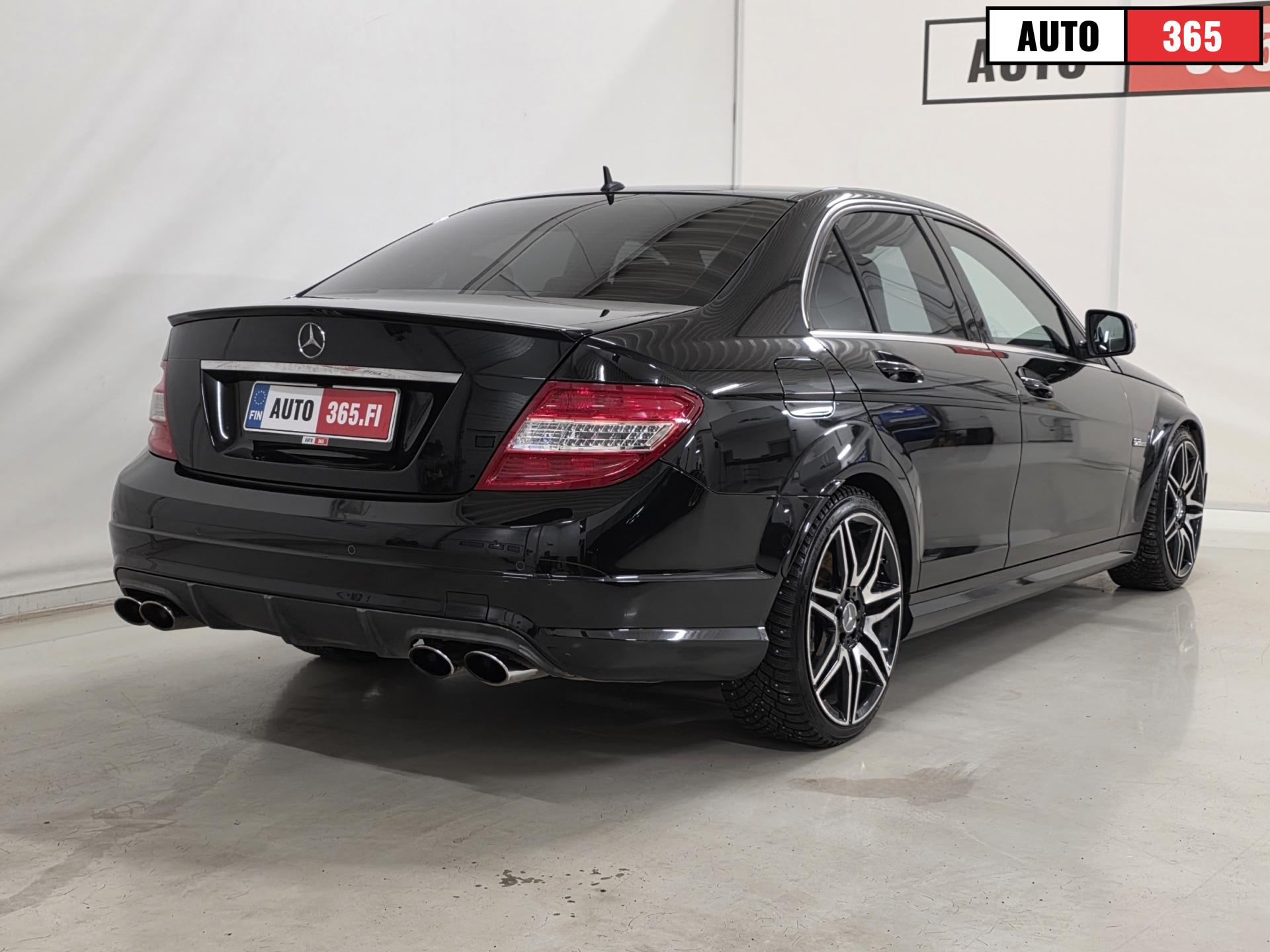 Mercedes-Benz C 63 AMG - Image 3