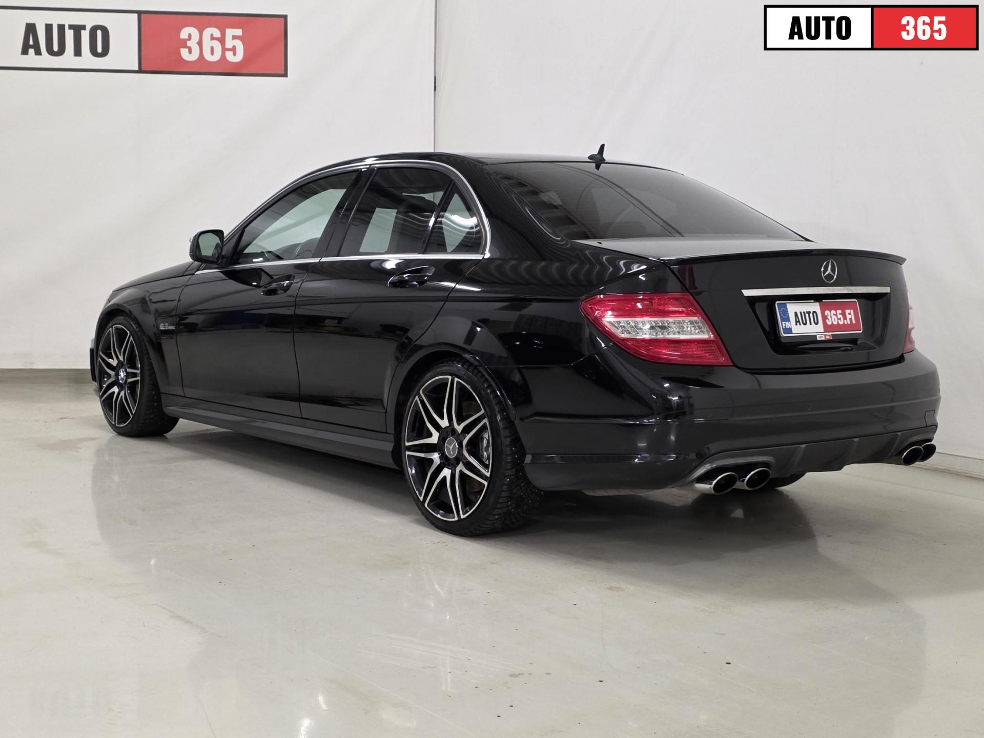Mercedes-Benz C 63 AMG - Image 2