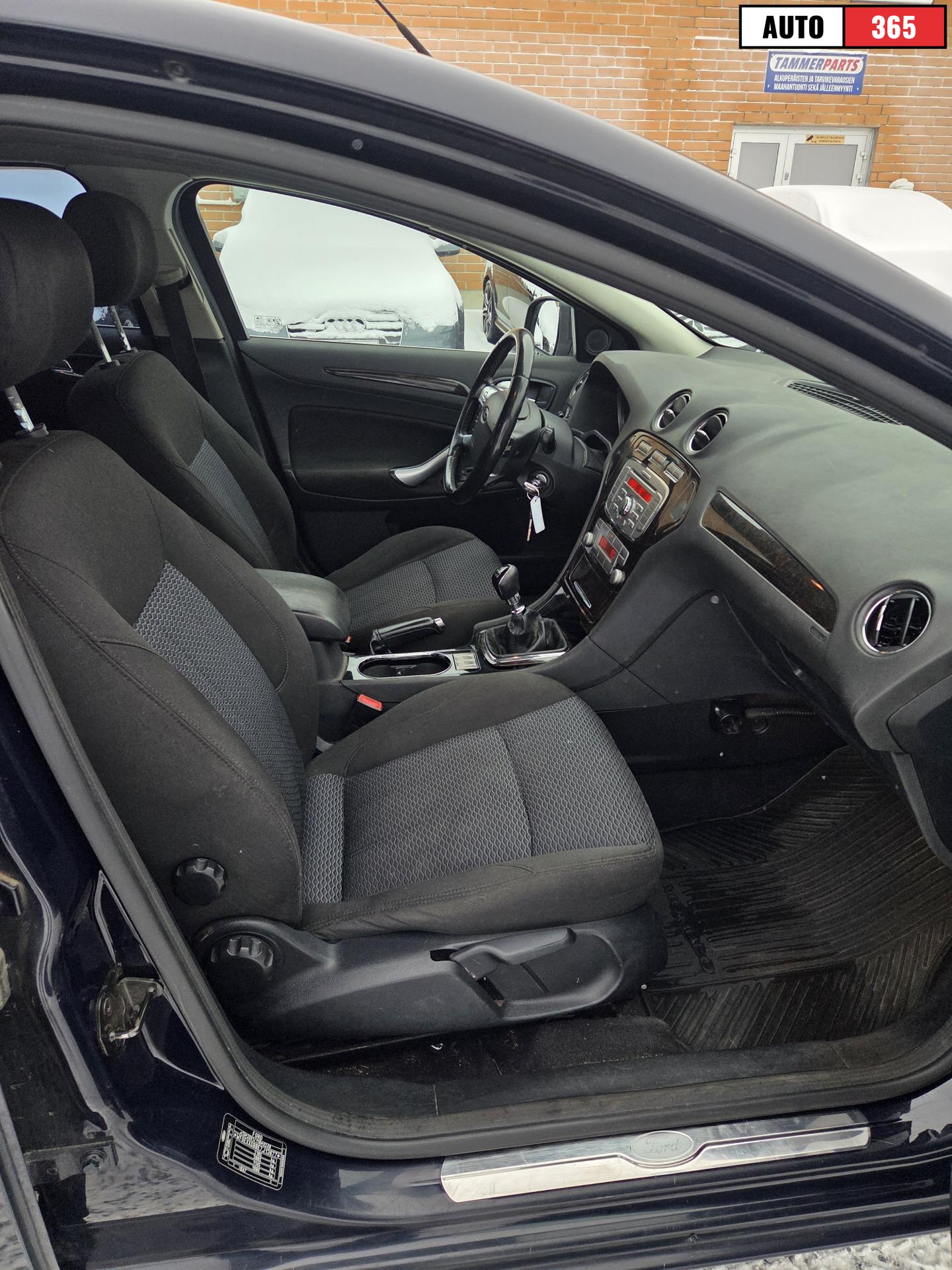 Ford Mondeo - Image 9