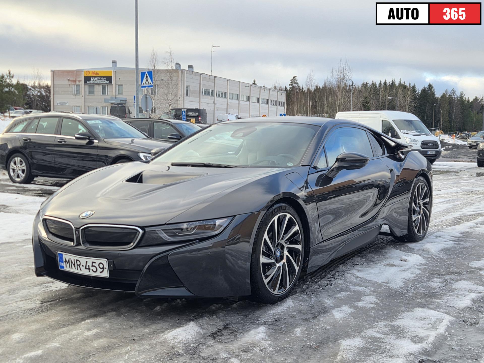 BMW I8 - Image 2