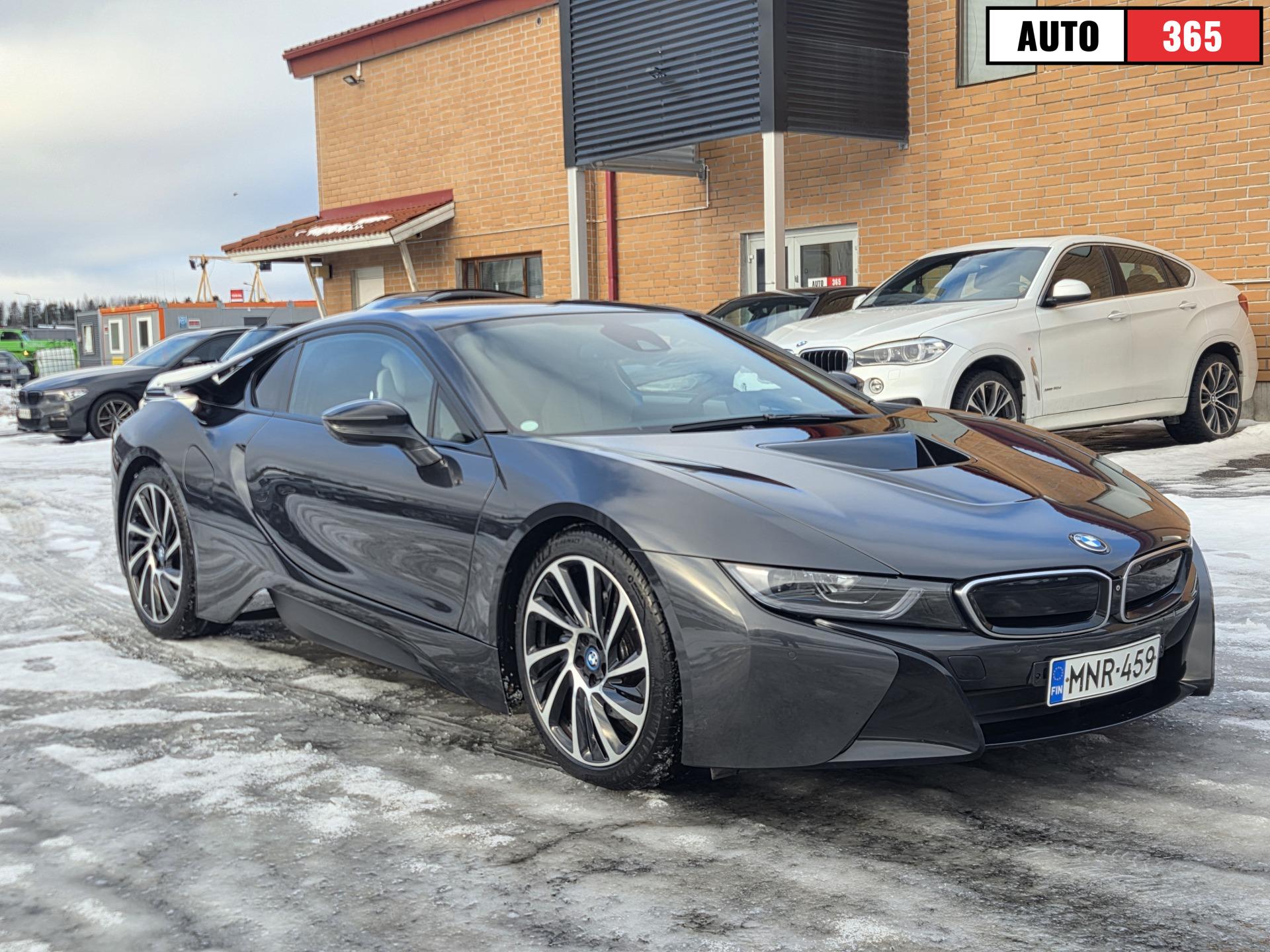 BMW I8 - Image 3