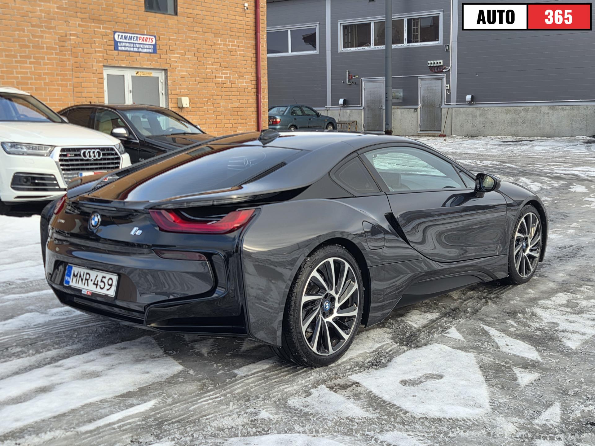 BMW I8 - Image 4