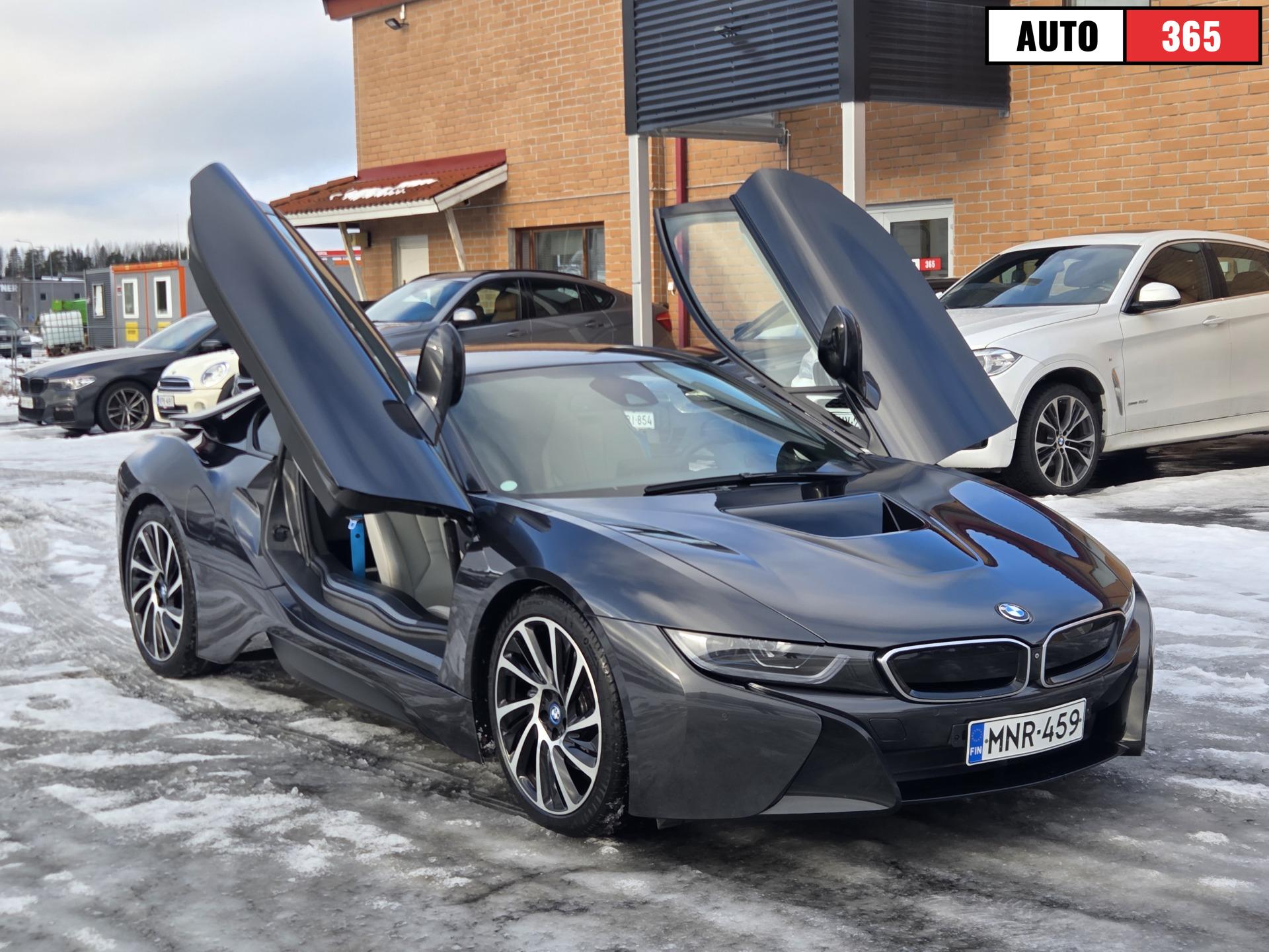 BMW I8