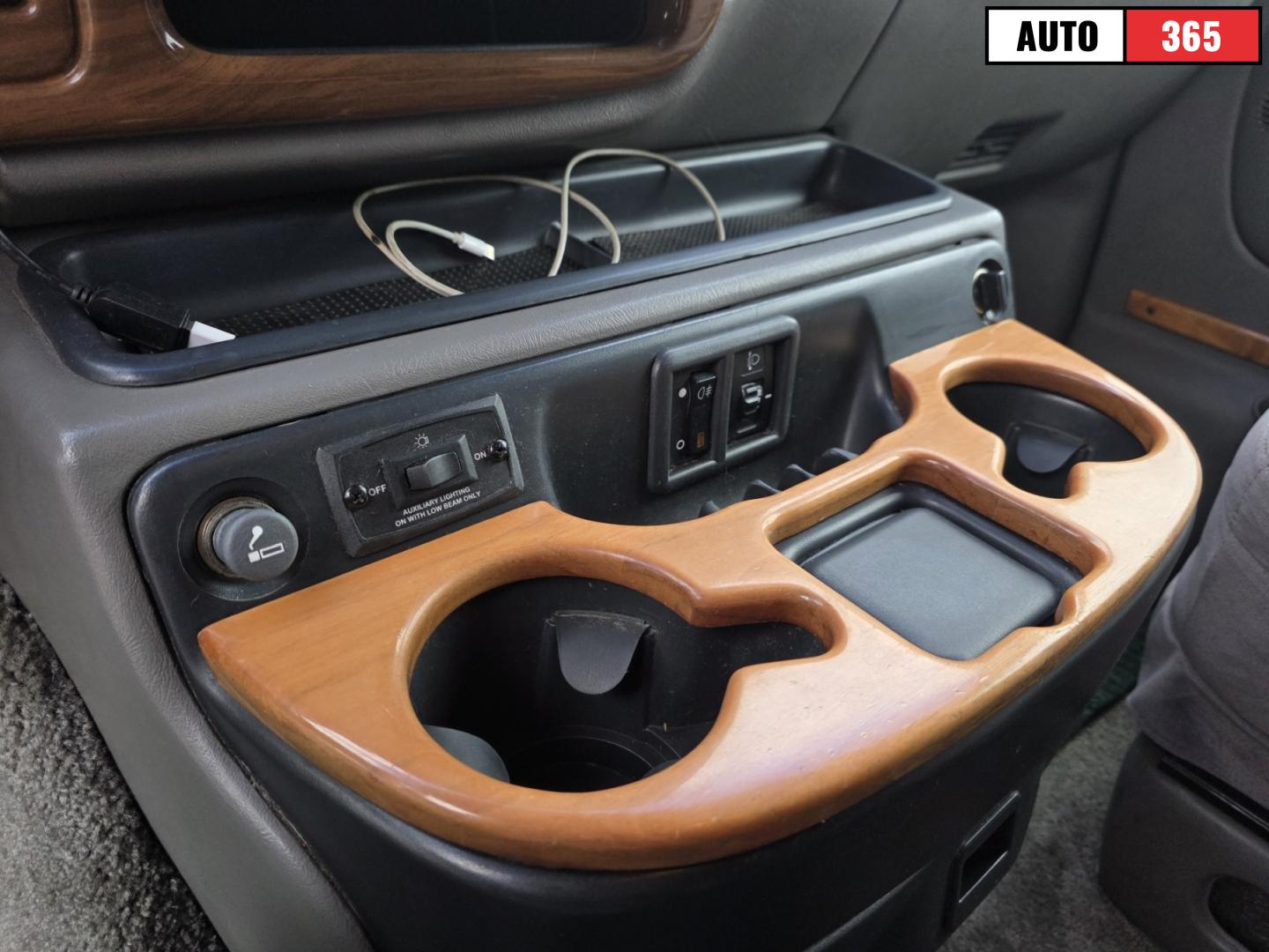 Chevrolet Chevy Van - Image 15