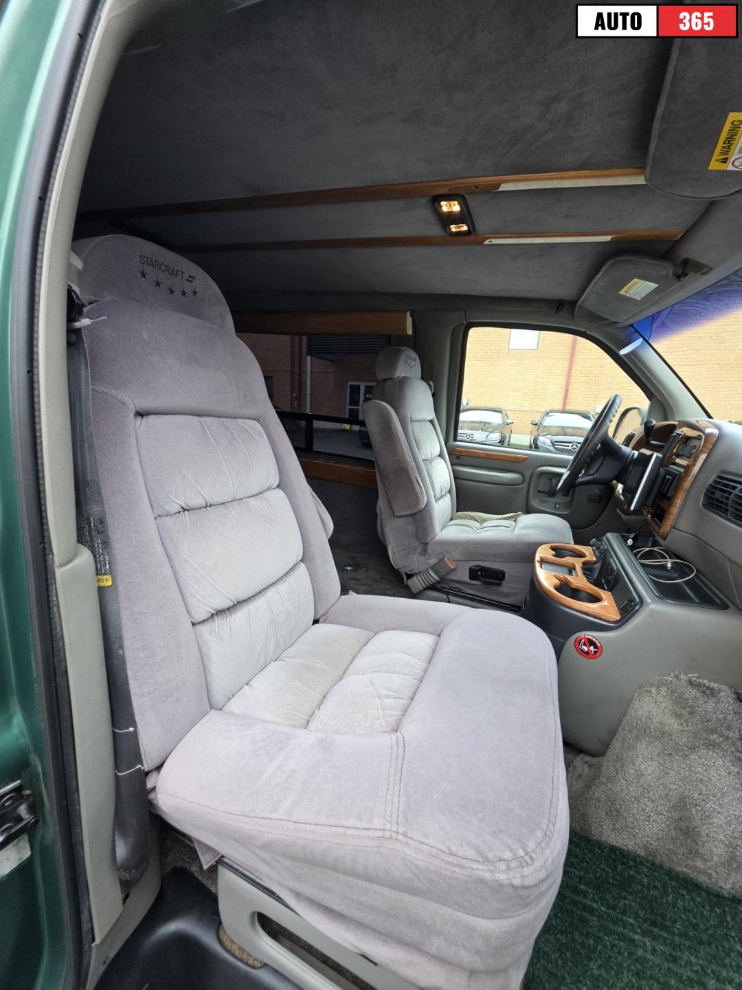 Chevrolet Chevy Van - Image 9