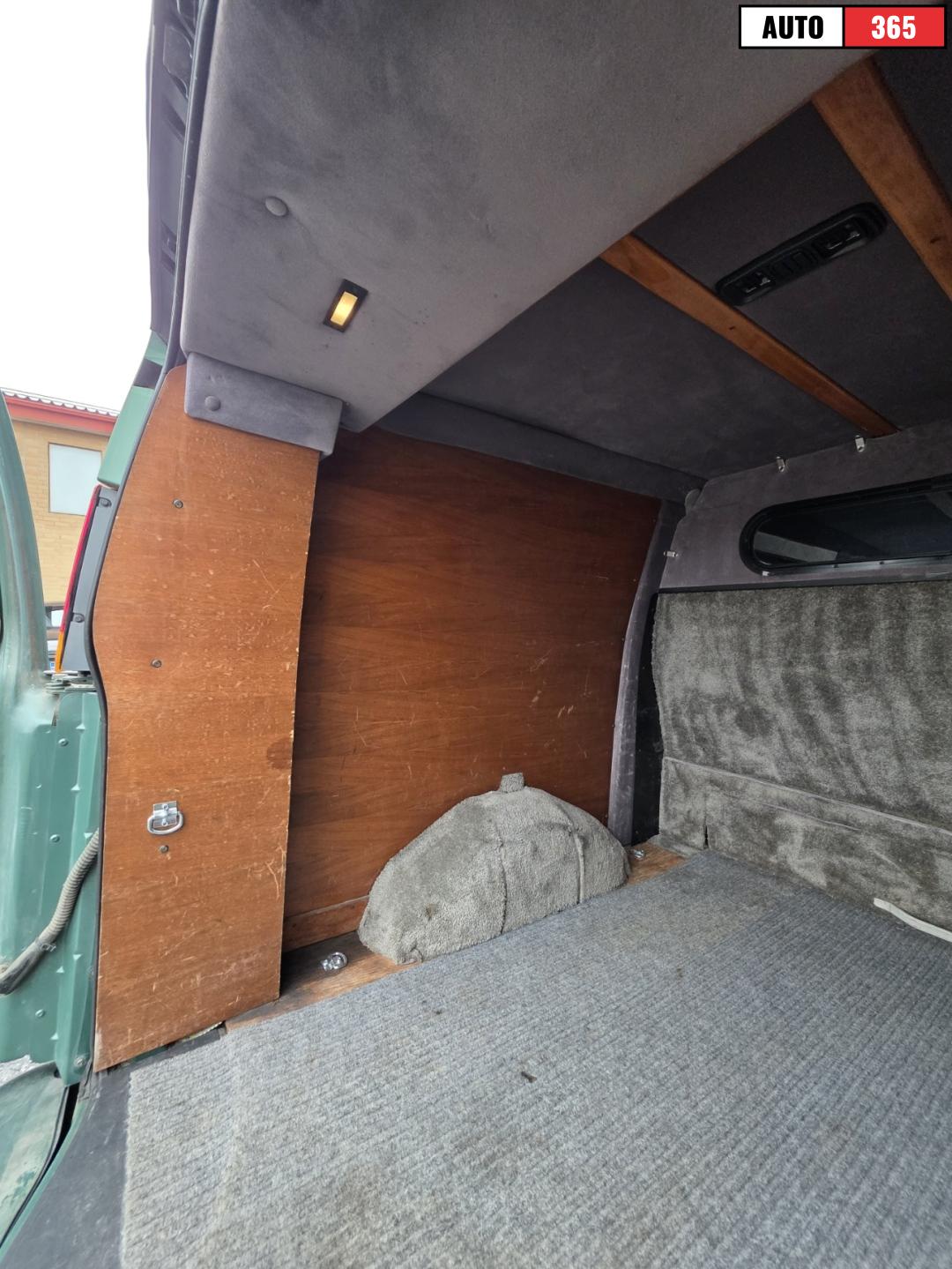 Chevrolet Chevy Van - Image 17