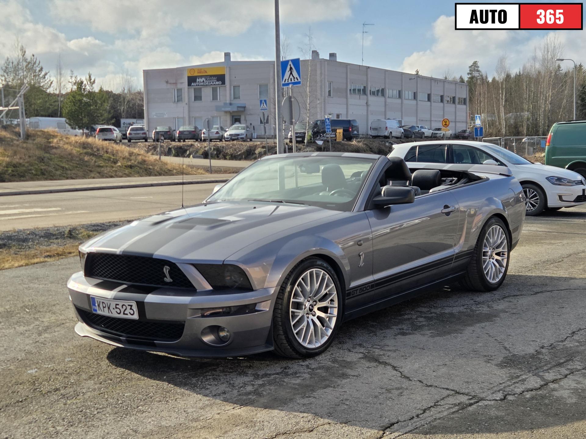 Ford Mustang - Image 12
