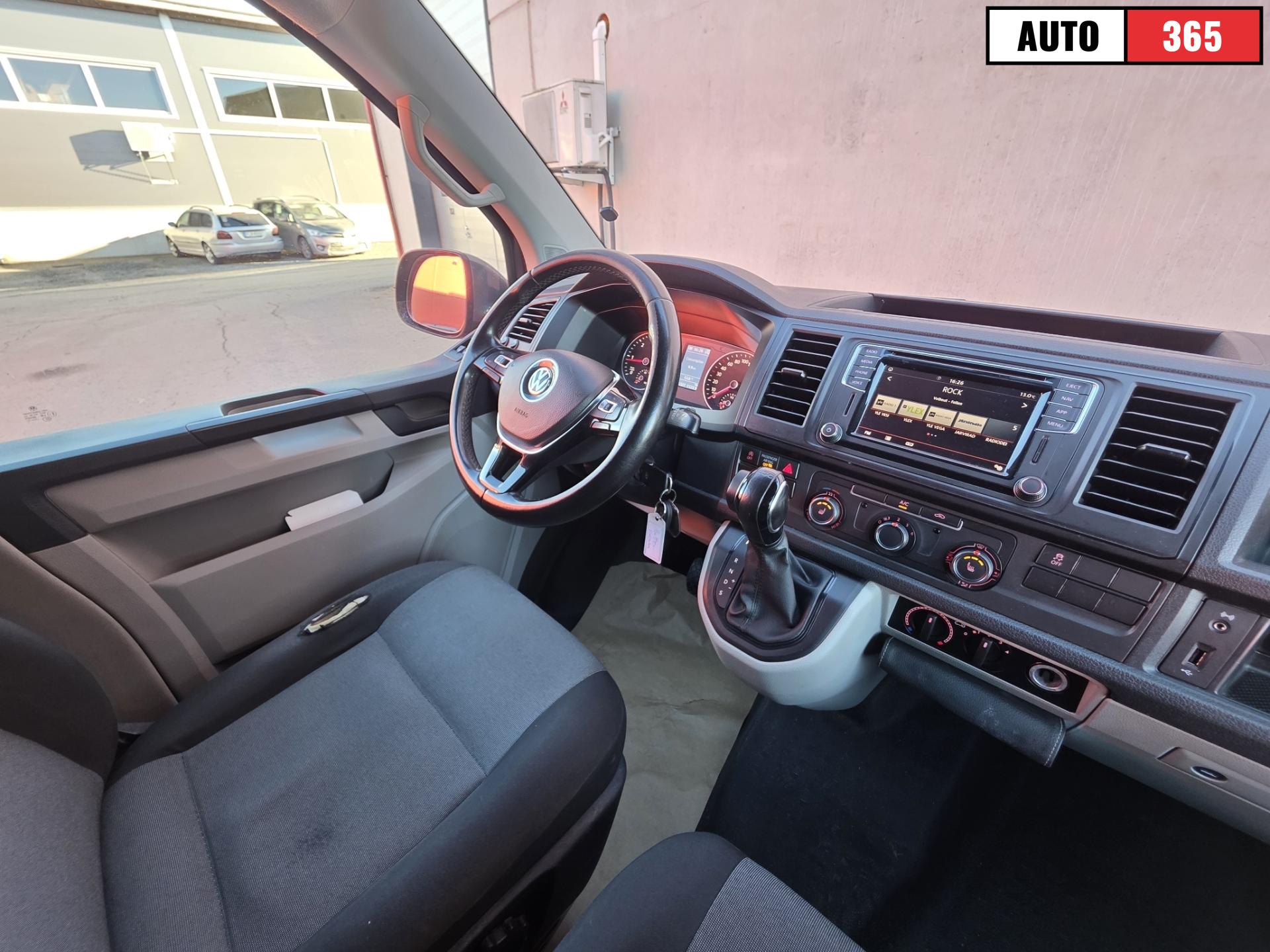 Volkswagen Transporter - Image 6