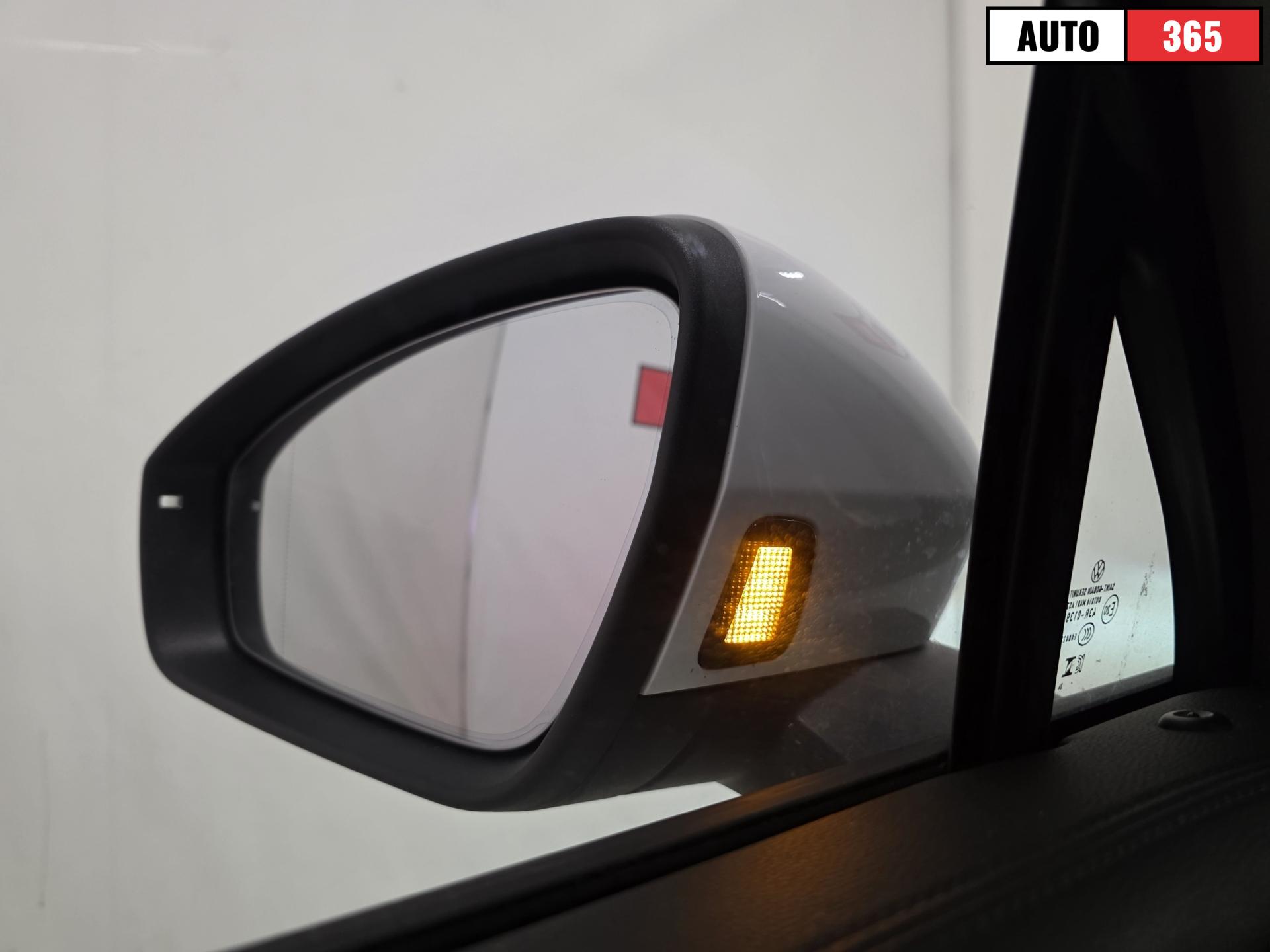 Volkswagen Tiguan - Image 19