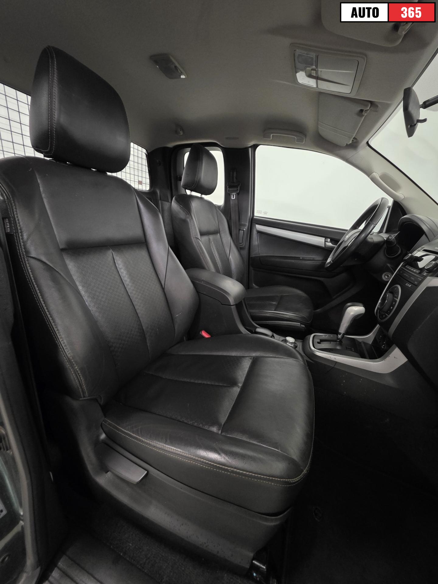 Isuzu D-Max - Image 10