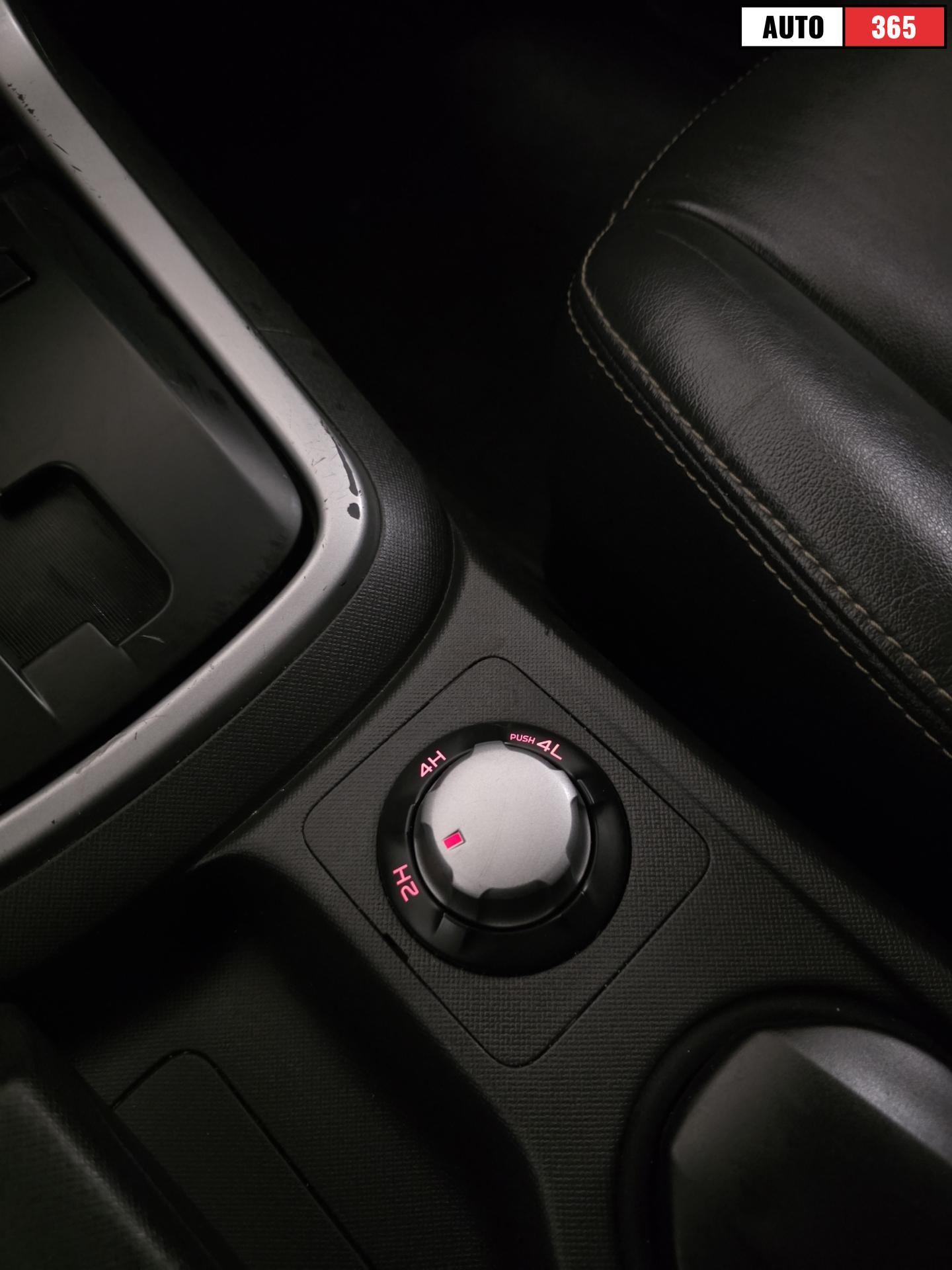 Isuzu D-Max - Image 16