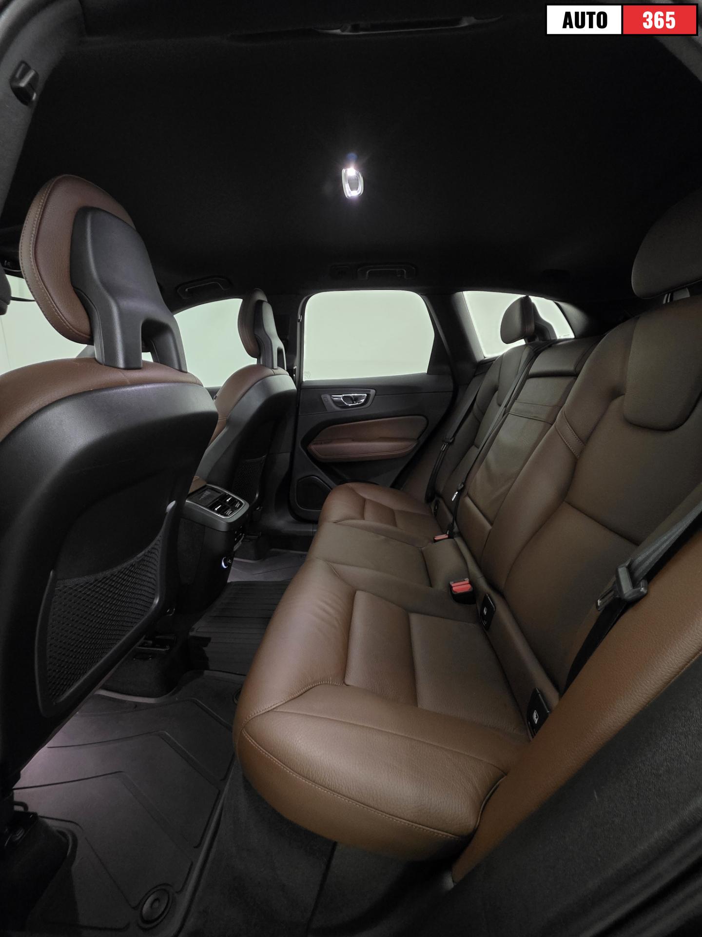 Volvo XC60 - Image 9