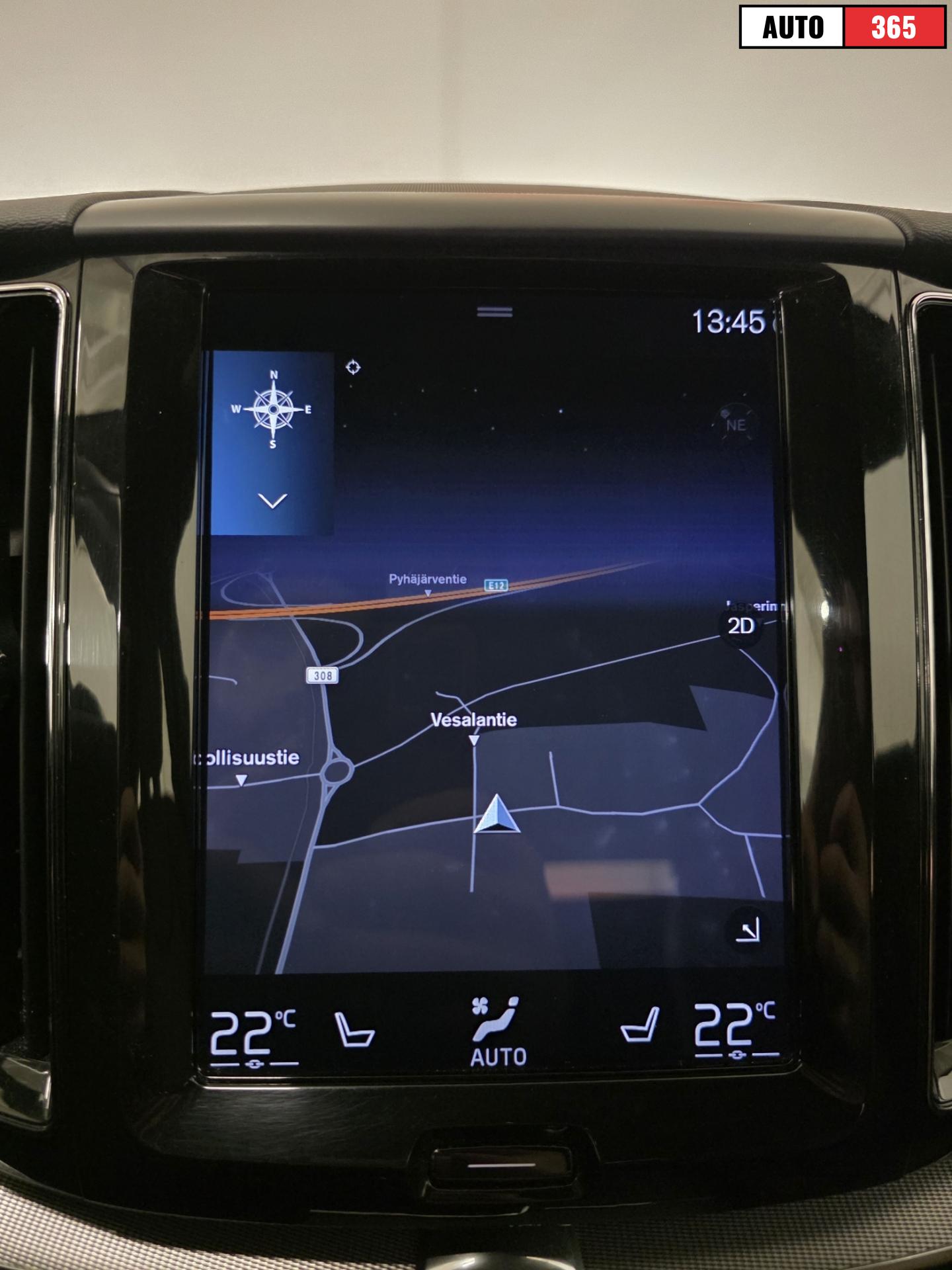 Volvo XC60 - Image 18