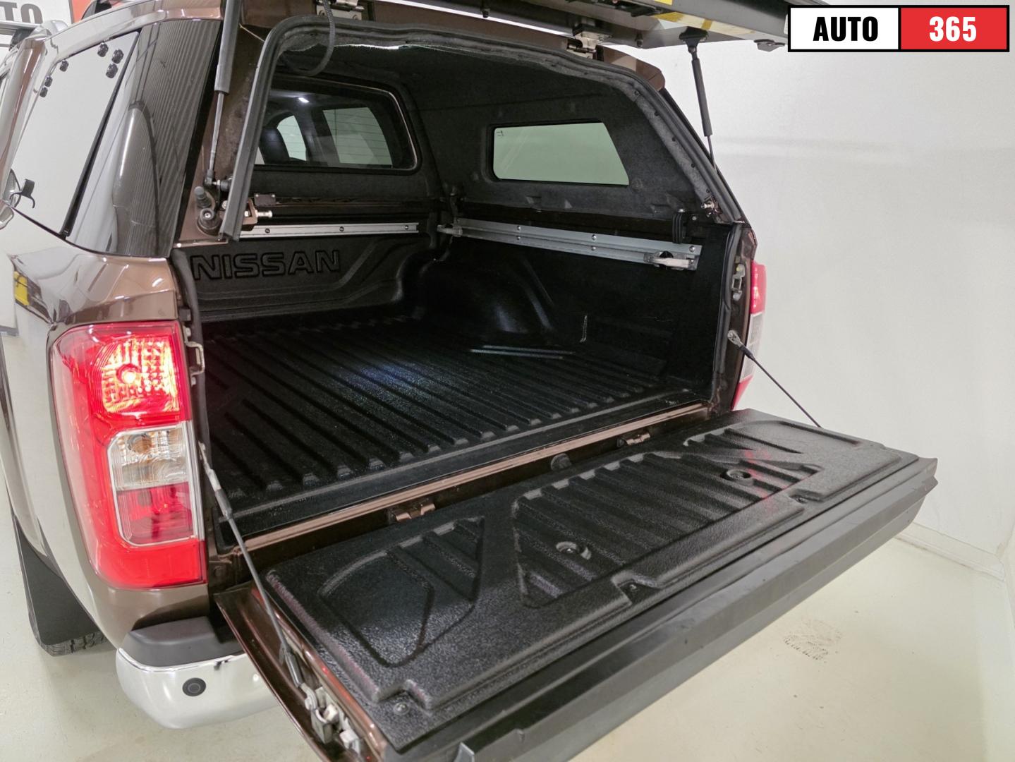 Nissan Navara - Image 14