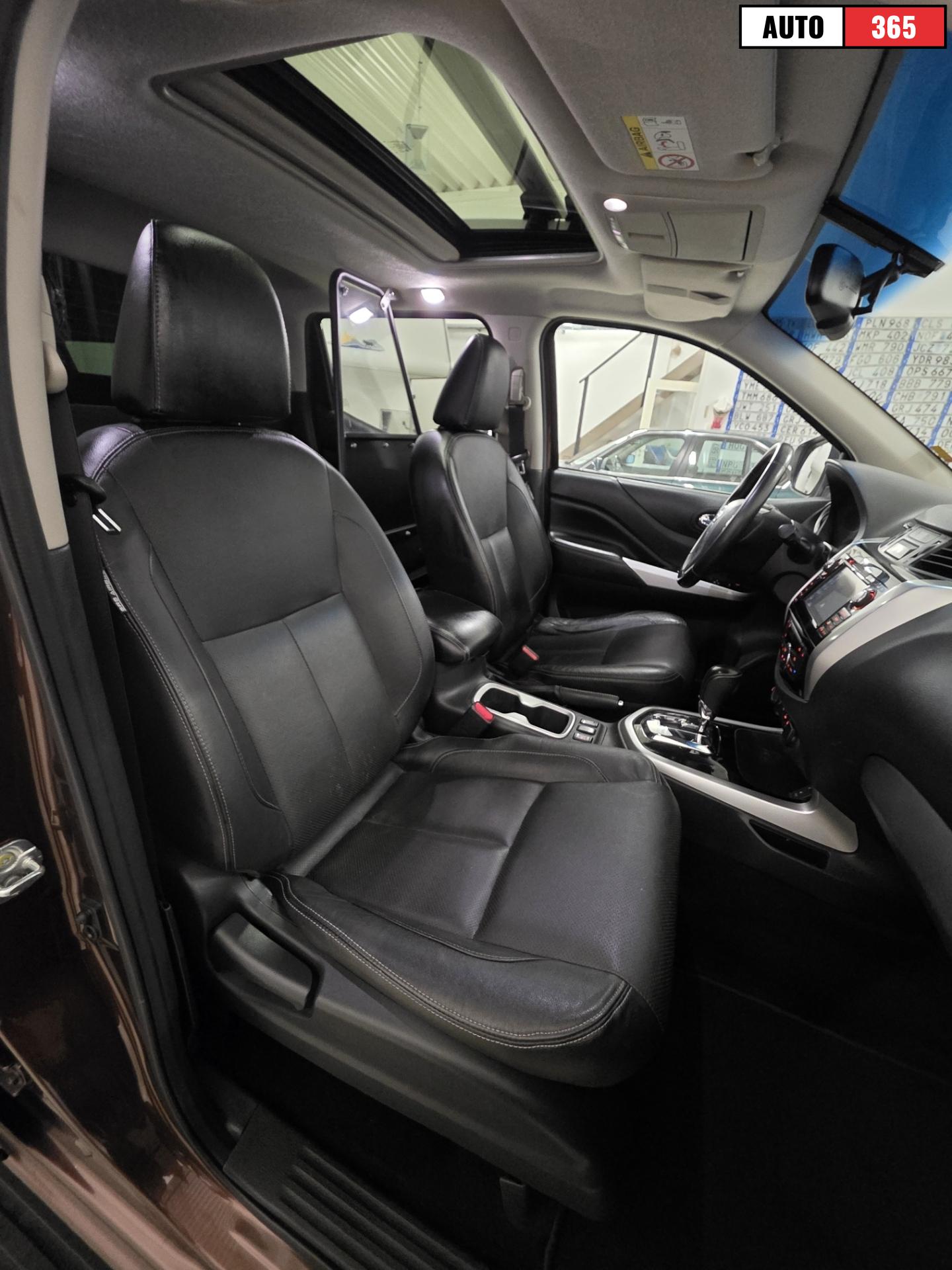 Nissan Navara - Image 8