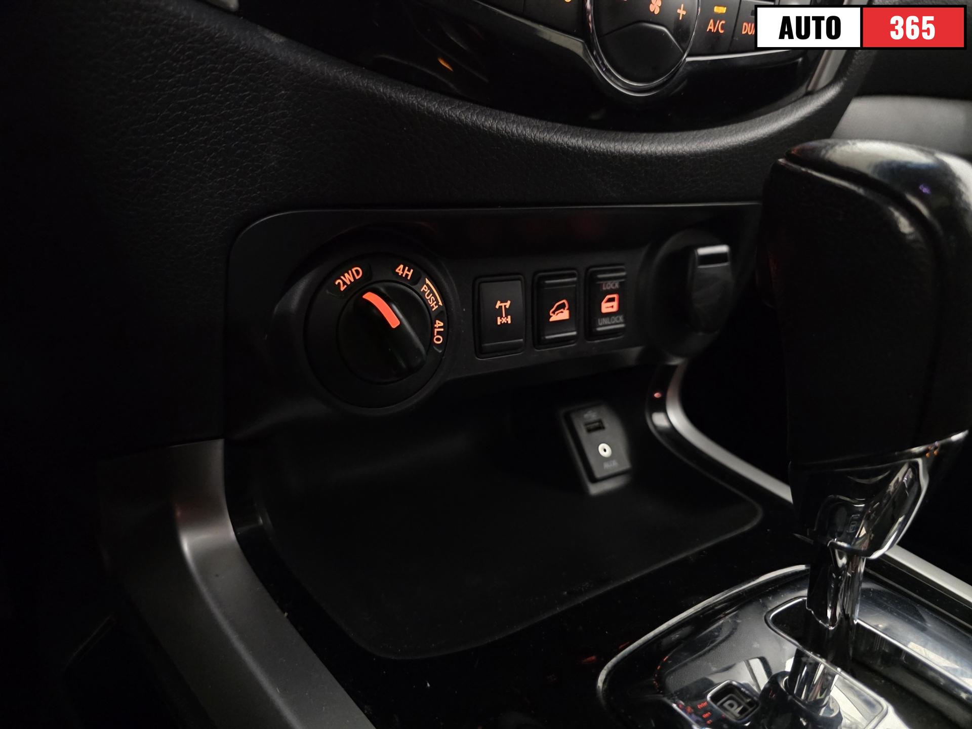 Nissan Navara - Image 20