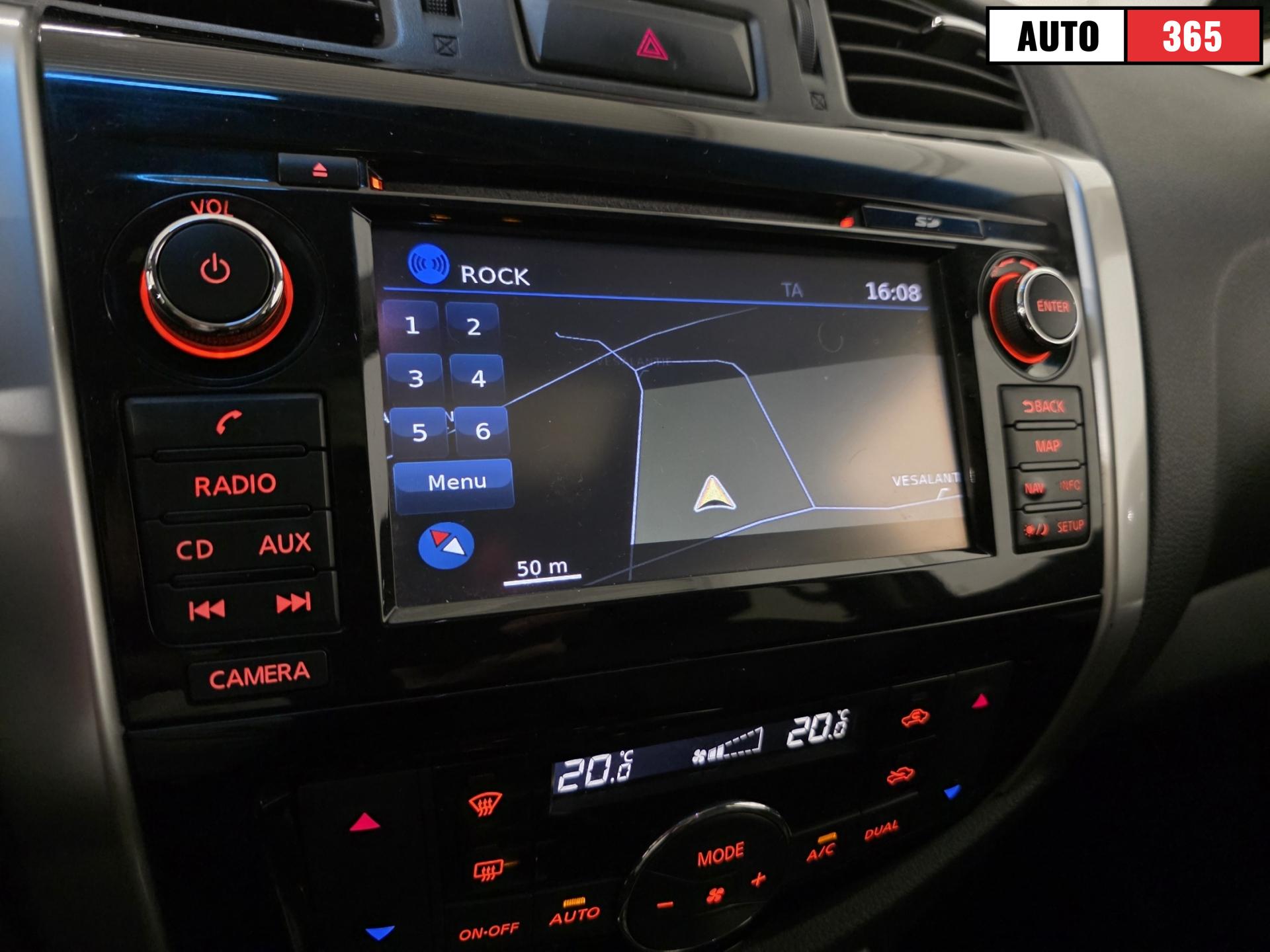 Nissan Navara - Image 23