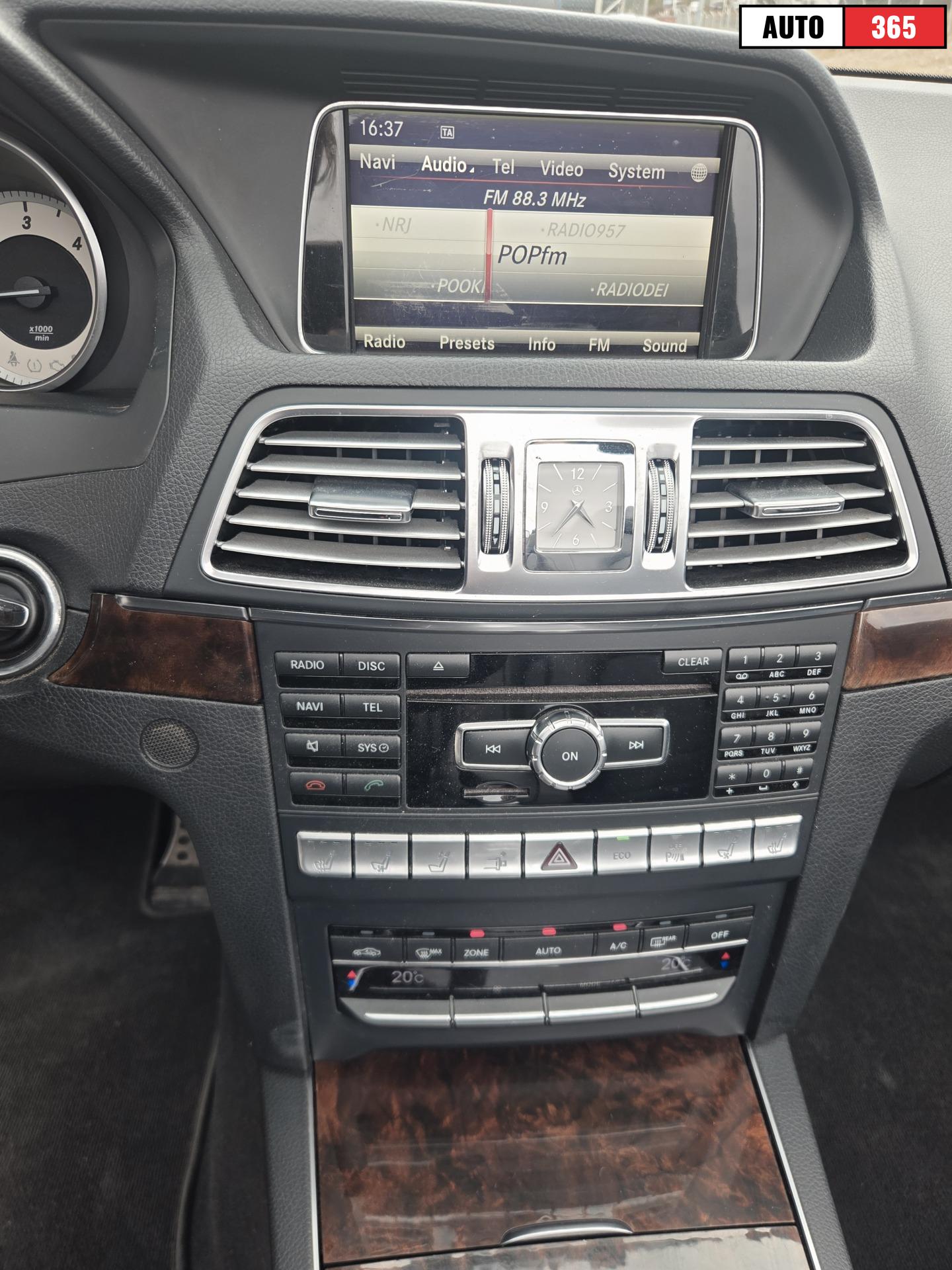 Mercedes-Benz E - Image 12