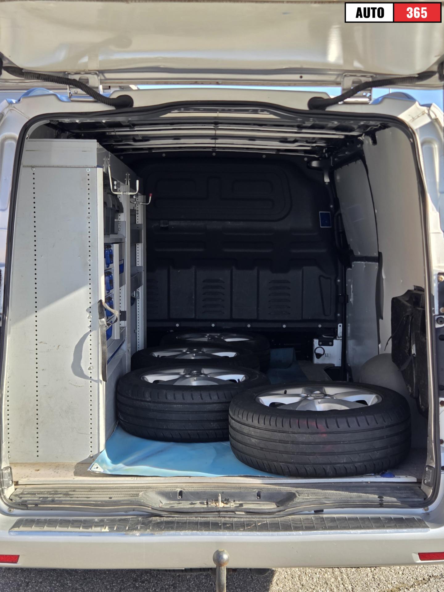 Mercedes-Benz Vito - Image 9