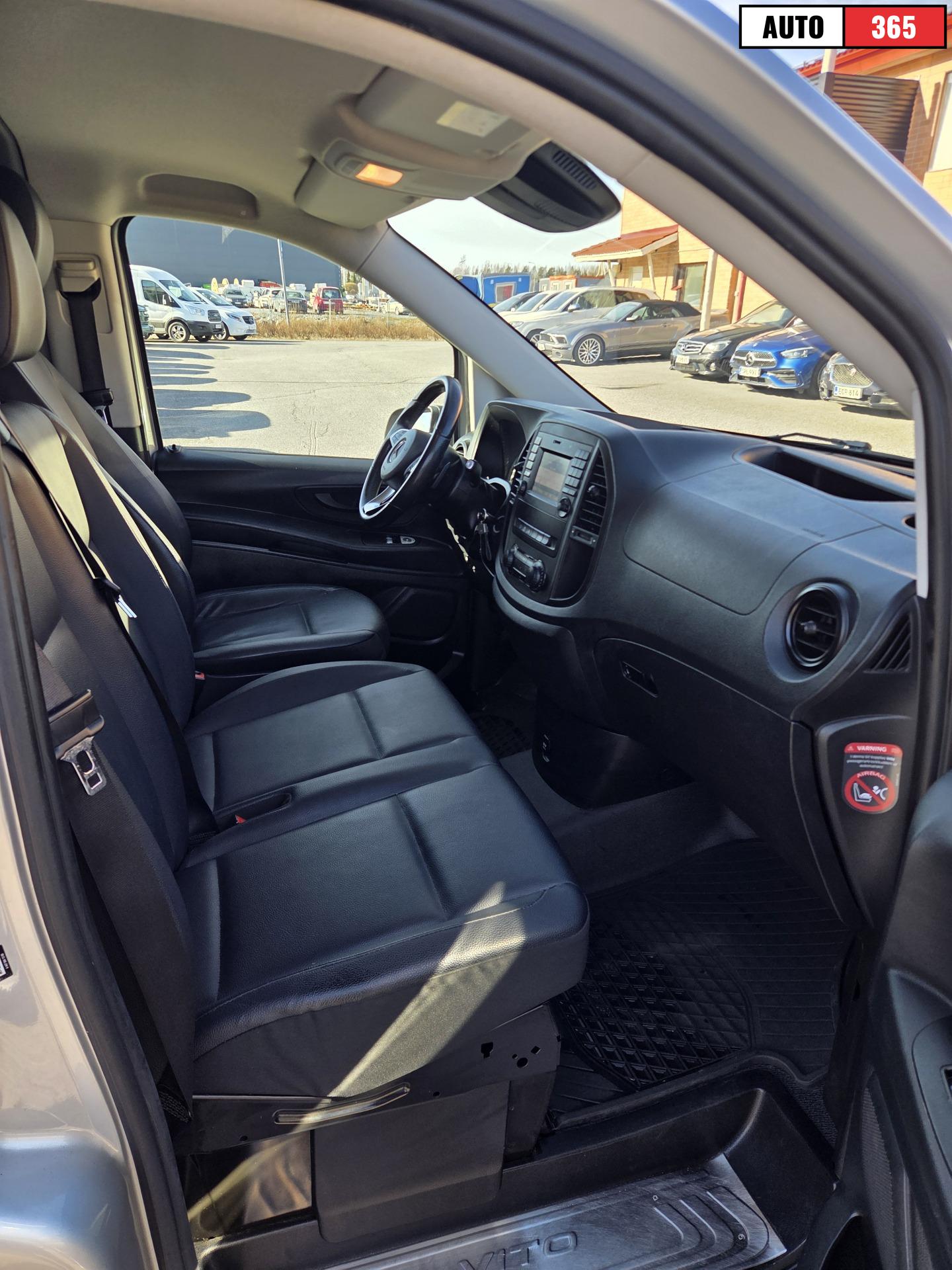 Mercedes-Benz Vito - Image 13