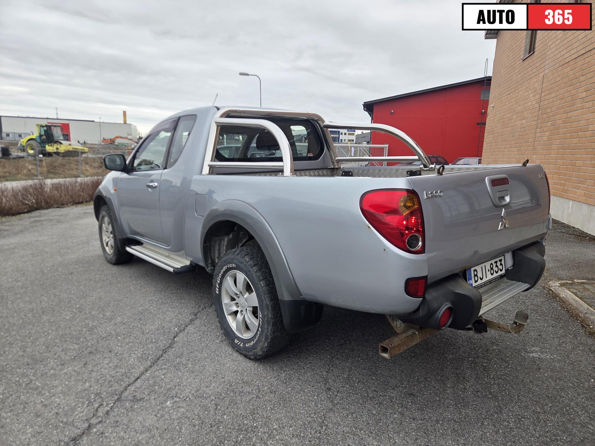 Mitsubishi L200 - Image 4