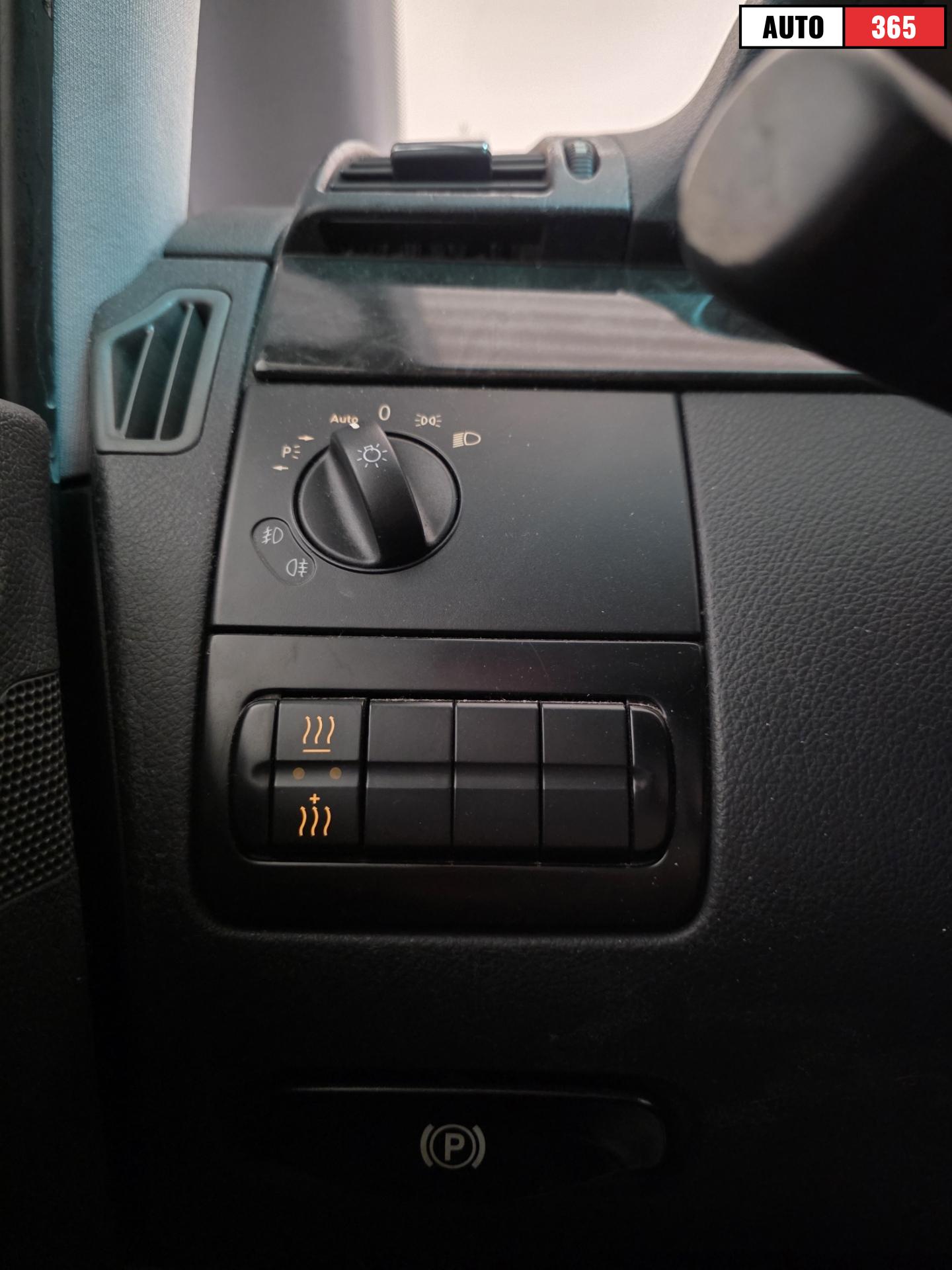 Mercedes-Benz Viano - Image 16