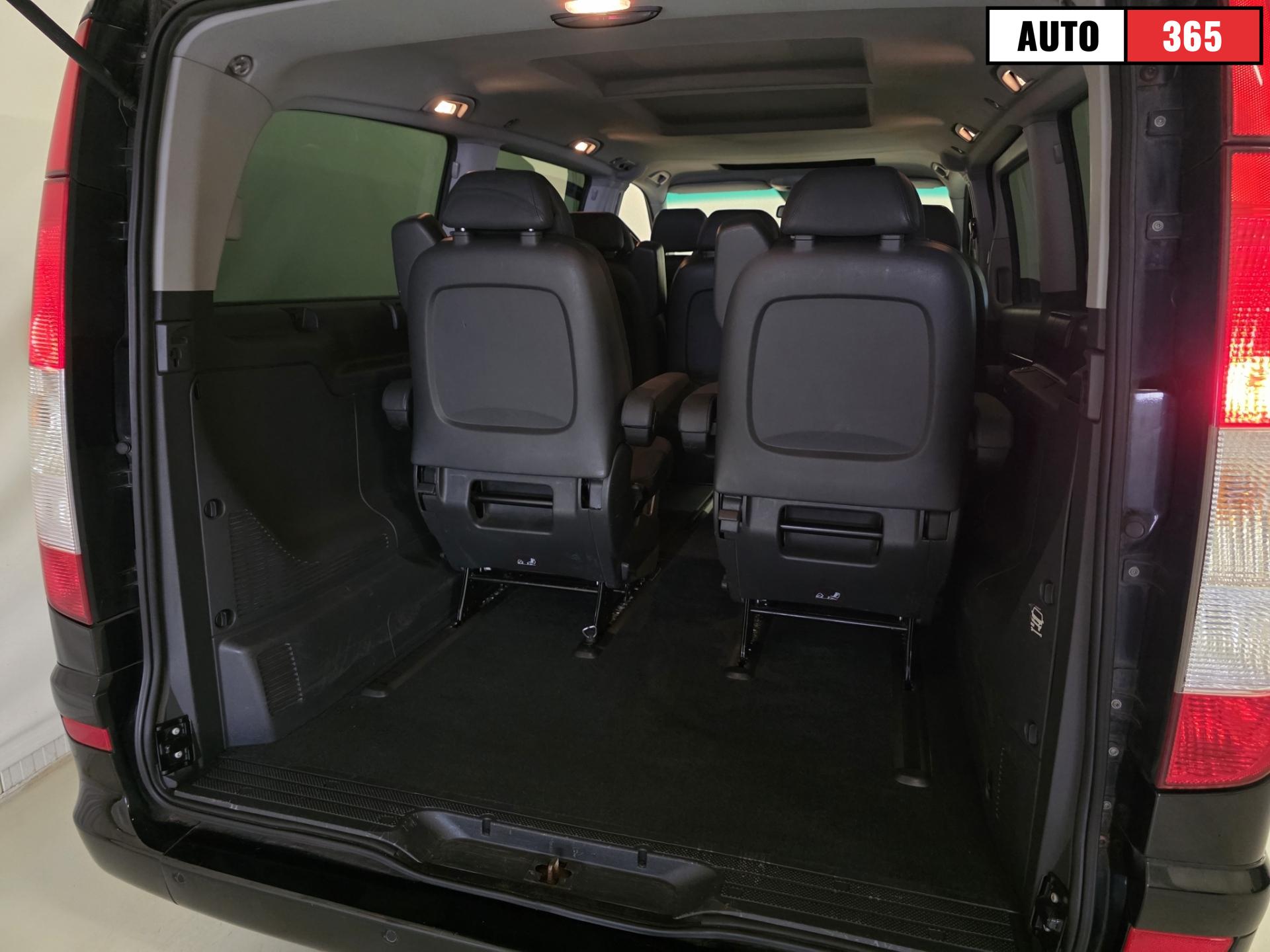 Mercedes-Benz Viano - Image 11